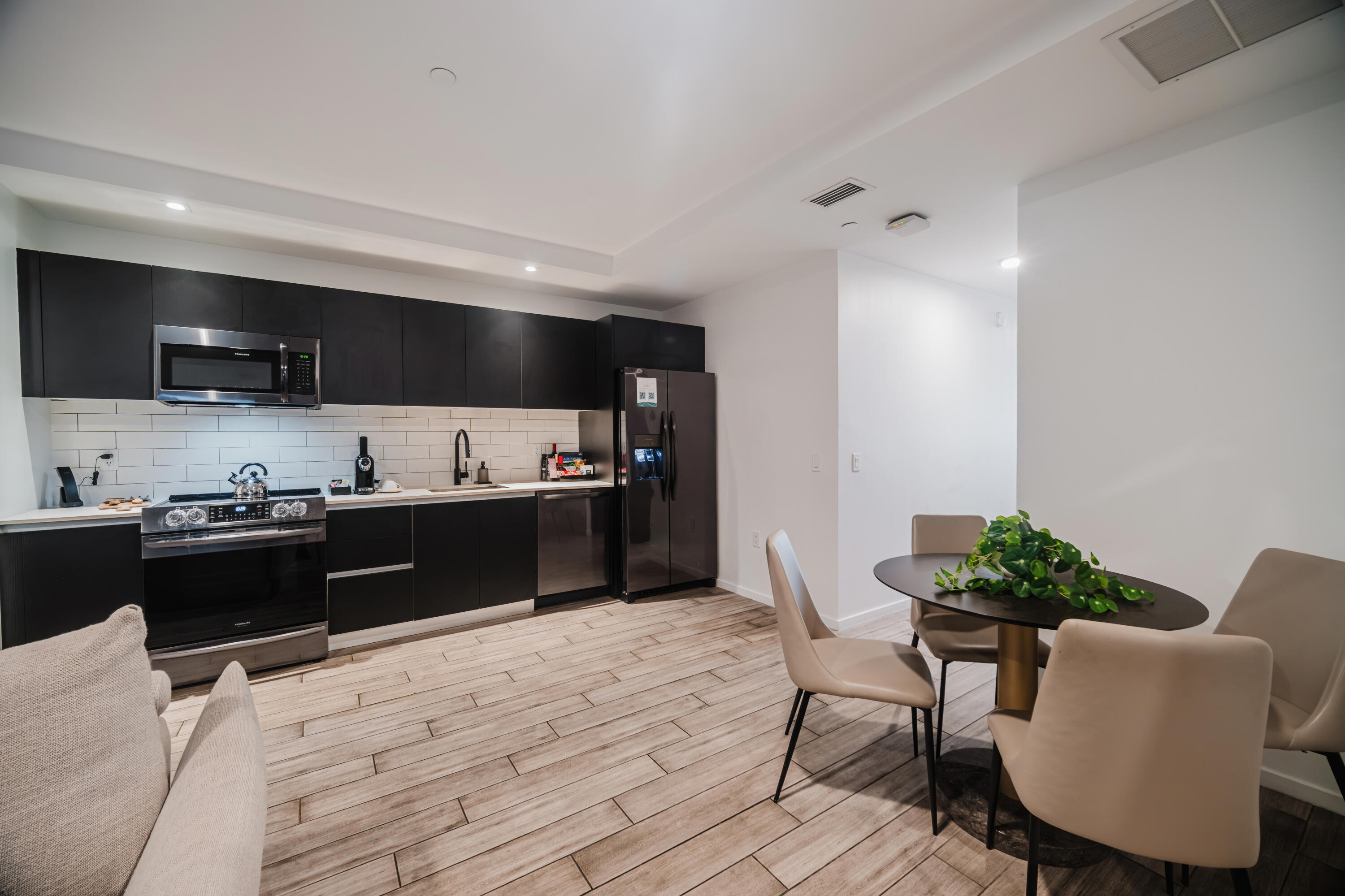 398 NE 5TH Street APT 1515 Miami Florida United States, for Sale, residential,  , INCOM OFFICE EXAMPLE