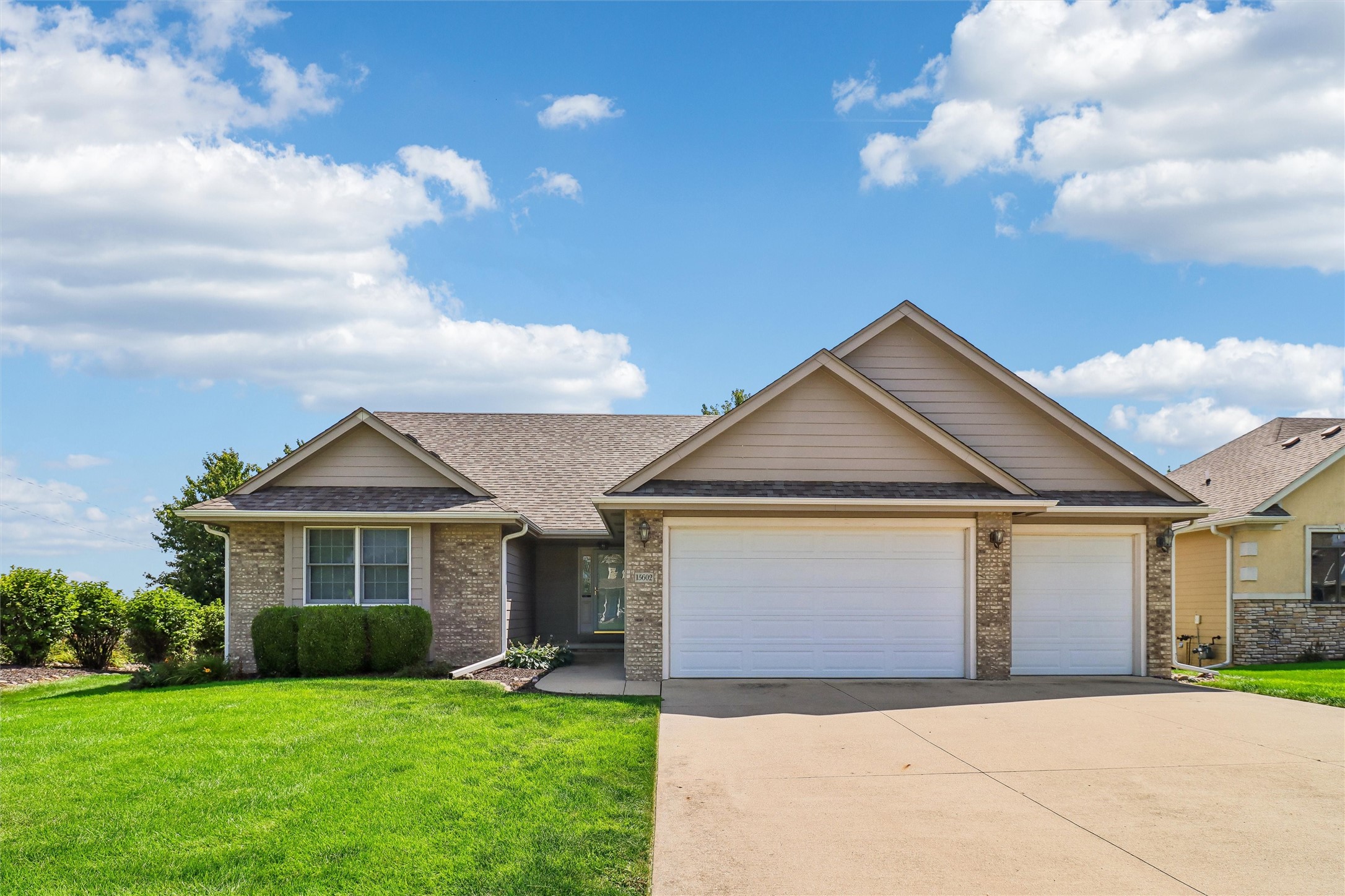 15602 Aurora Avenue Urbandale Iowa United States, for Sale, residential, , InCom Real Estate - New Demo Office