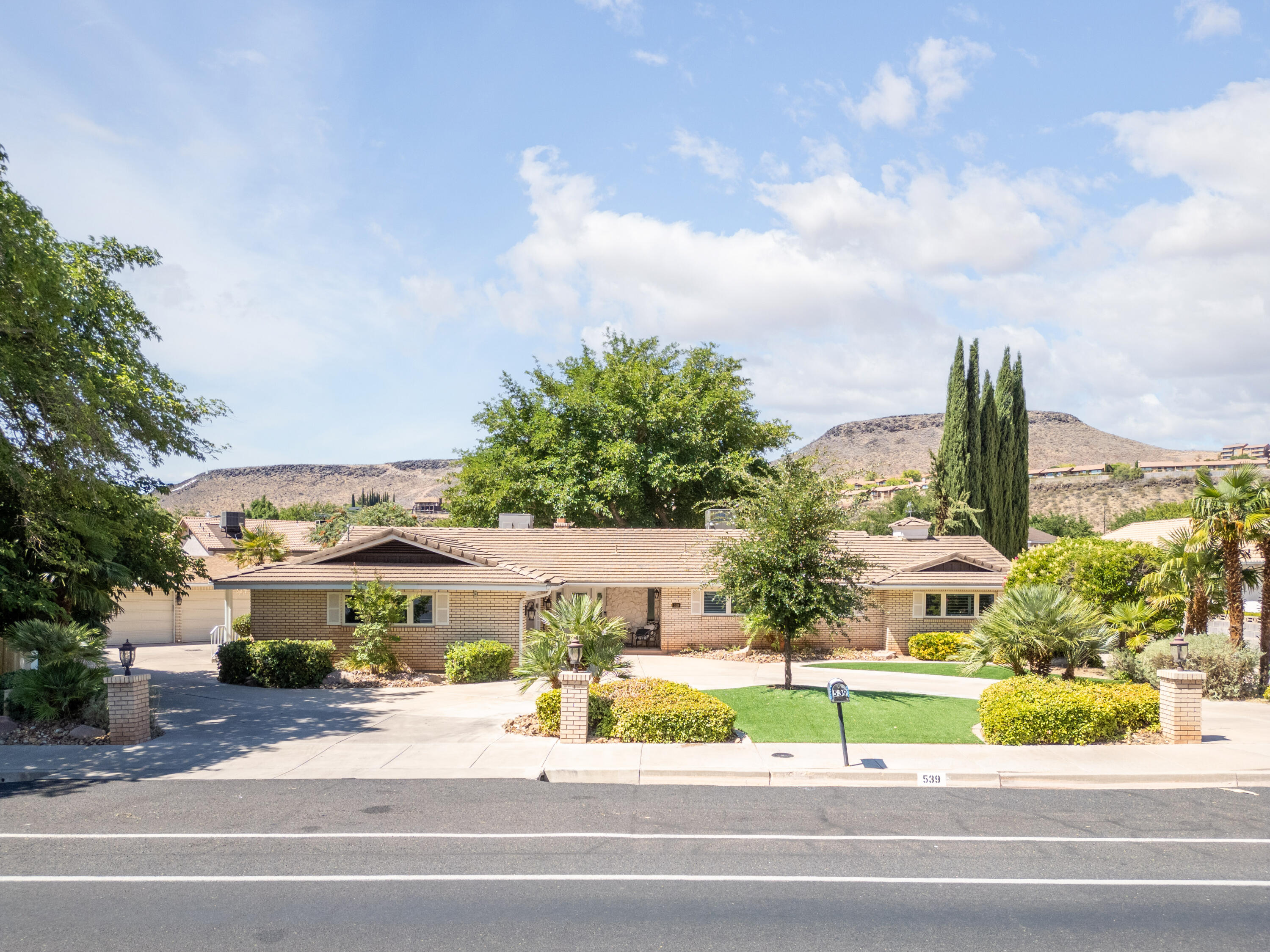 539 W Diagonal ST St George Utah United States, for Sale, residential, Mona Smith, InCom Demo Office