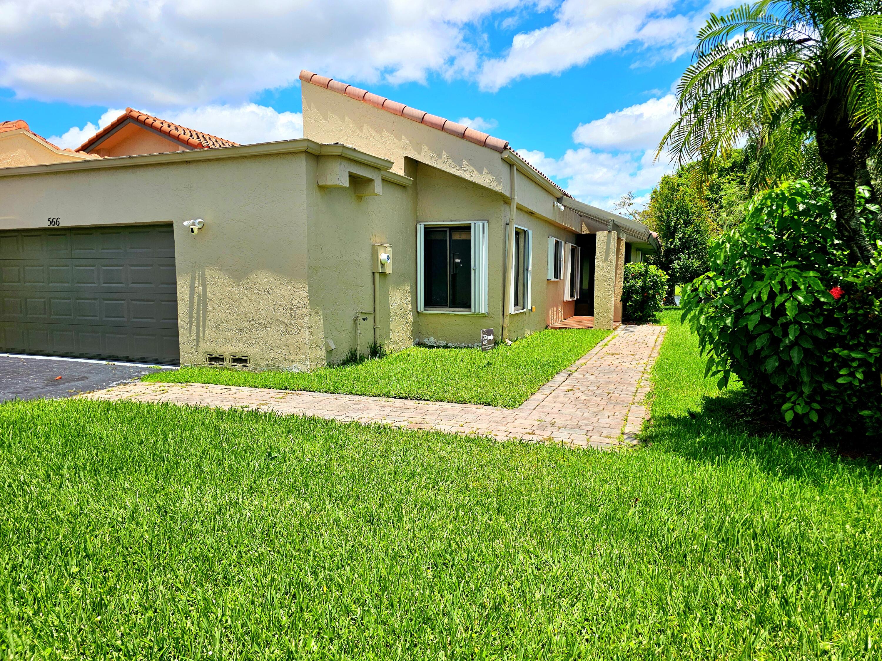 566 Village Lake Drive Weston Florida United States, for Sale, residential, Radmila Mandel, Florida Sky Realty Group