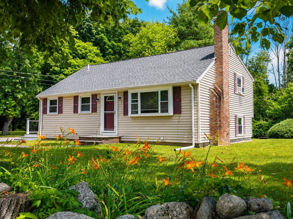 80 S Grove St Foxboro Massachusetts United States, Sold, residential, , Tullish & Clancy Real Estate