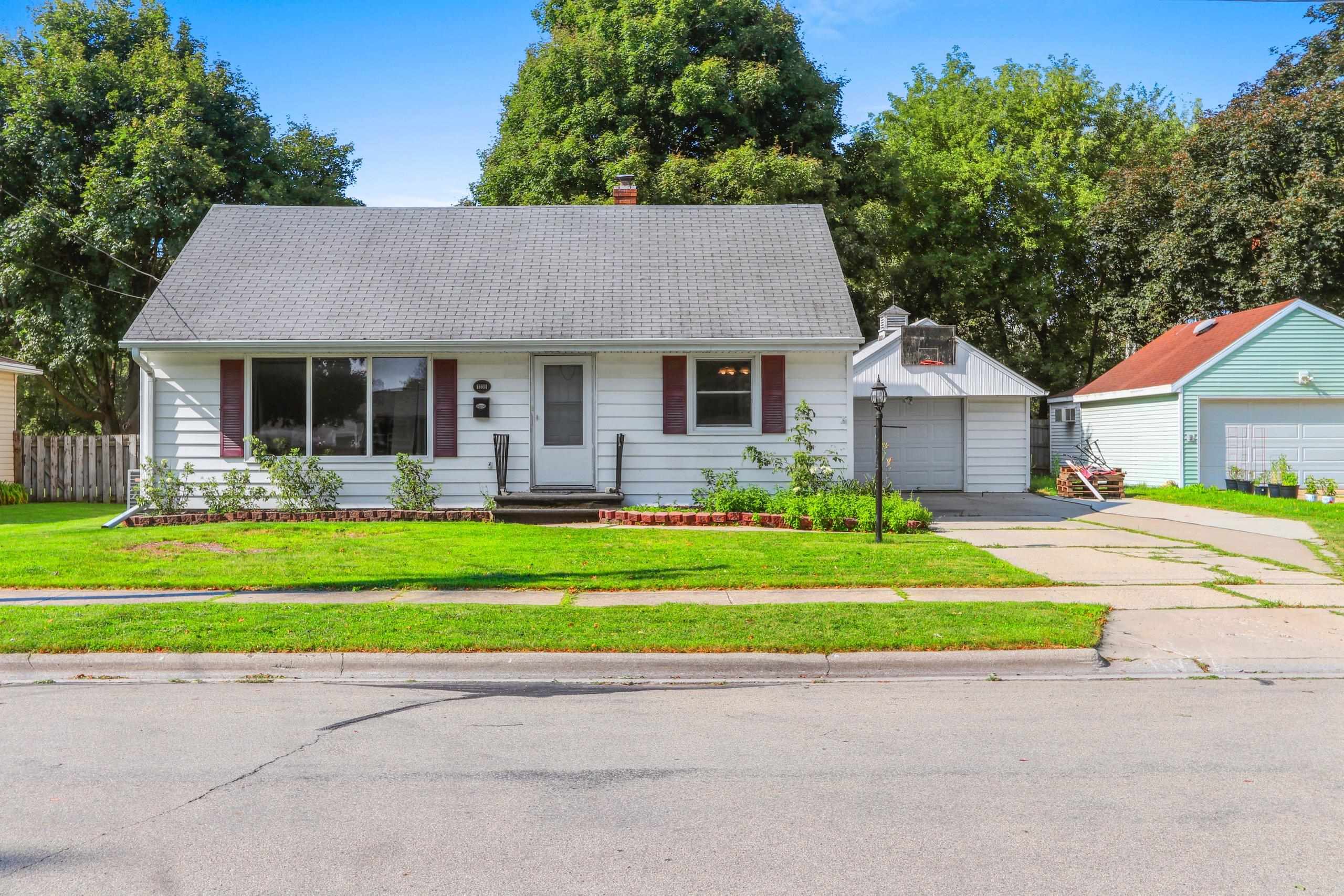 1335 SAN JOSE Place Green Bay Wisconsin United States, for Sale, residential,  , Fireside Realty LLC