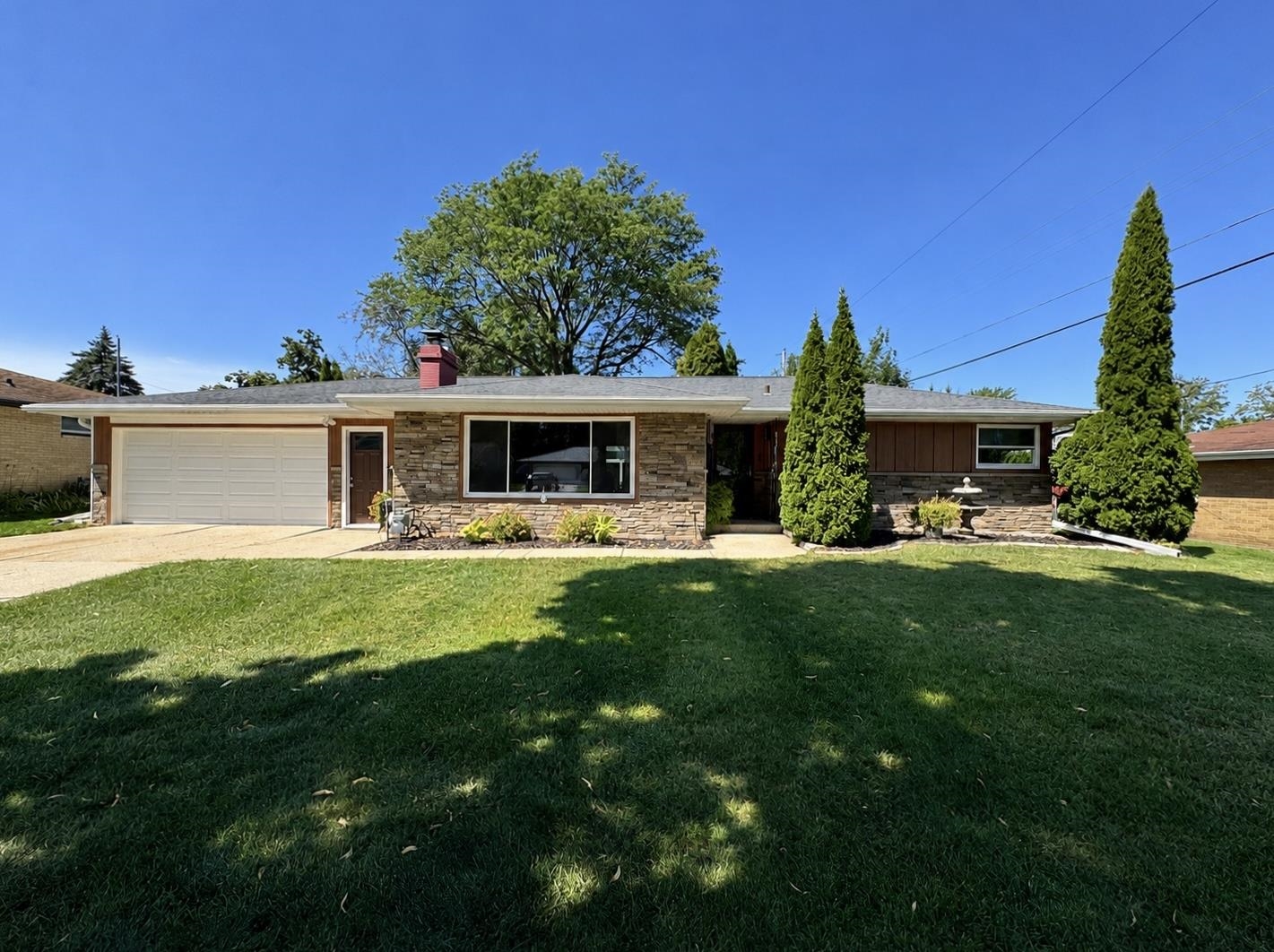 1700 CHATEAU Drive Green Bay Wisconsin United States, for Sale, residential,  , Fireside Realty LLC
