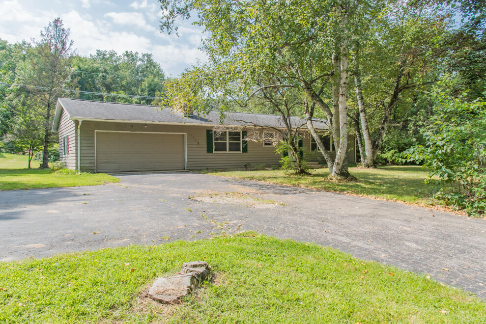 8605 W F Avenue Kalamazoo Michigan United States, Sale Pending, residential, , Evenboer-Walton Realtors