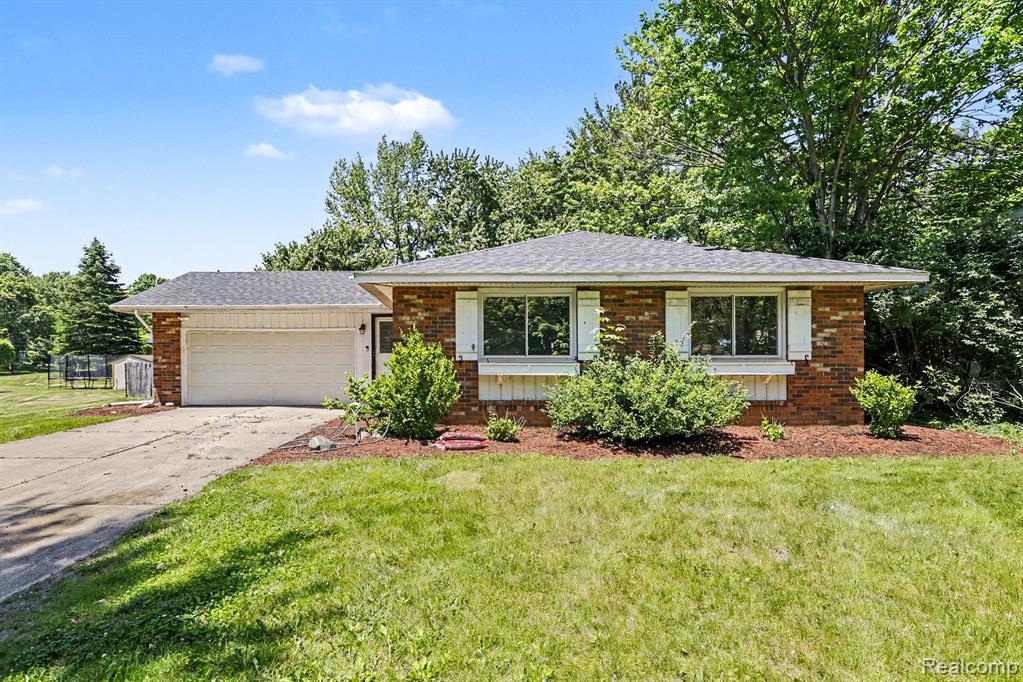 724 Chippewa Trail Niles Michigan United States, for Sale, residential,  , InCom Real Estate - New Demo Office