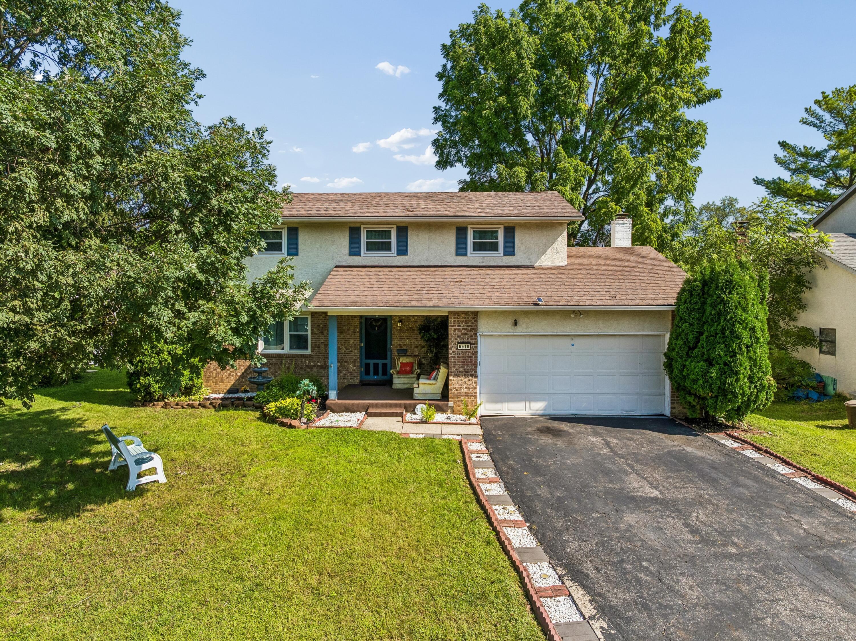 6910 Roundelay Road Reynoldsburg Ohio United States, for Sale, residential, , The Hessenauer Corporation