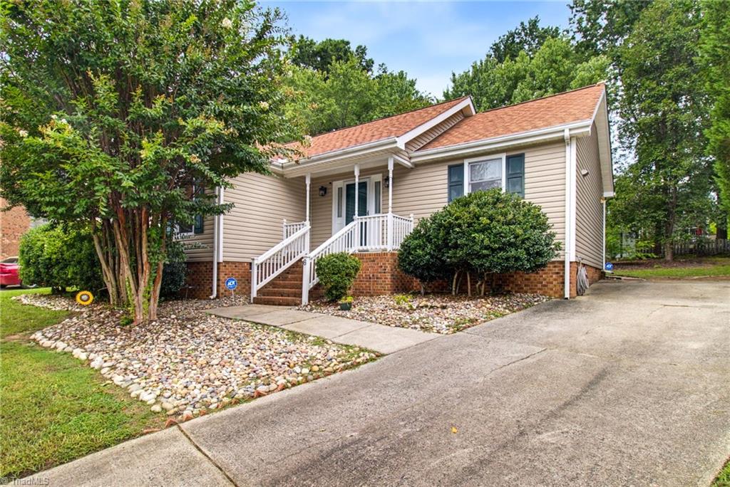 6 Castle Bridge Court Greensboro North Carolina United States, for Sale, residential,  , The Headley Group Realty