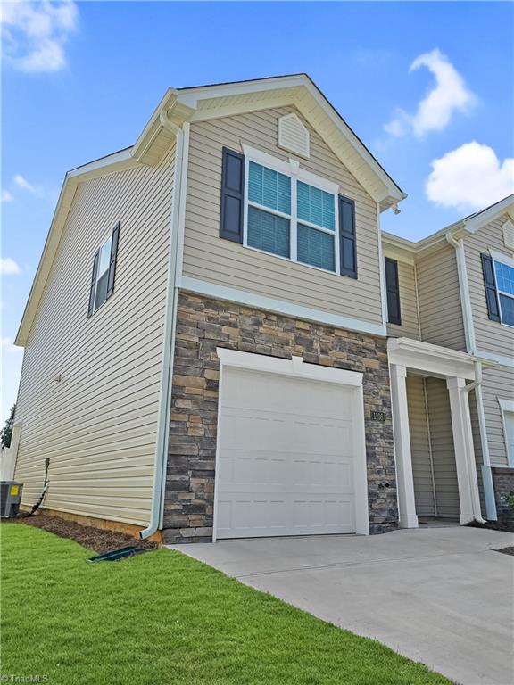 1108 Evelynnview Lane Kernersville North Carolina United States, for Sale, residential, J.C. Grose, Triad Home and Land Co.