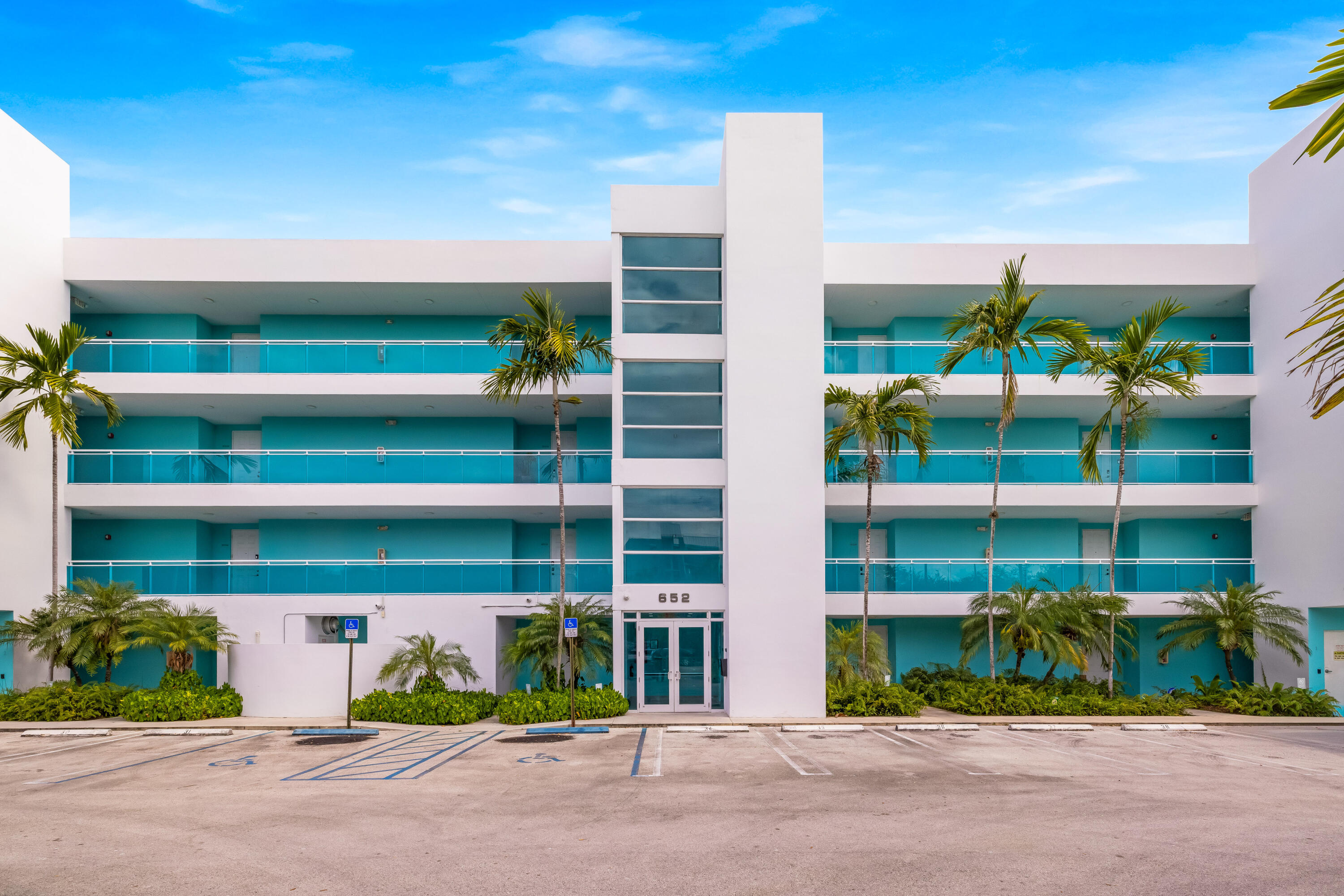 652 NE 63RD Street APT 206 Miami Florida United States, for Sale, residential, Nicholas Clark, Incom New Example Office