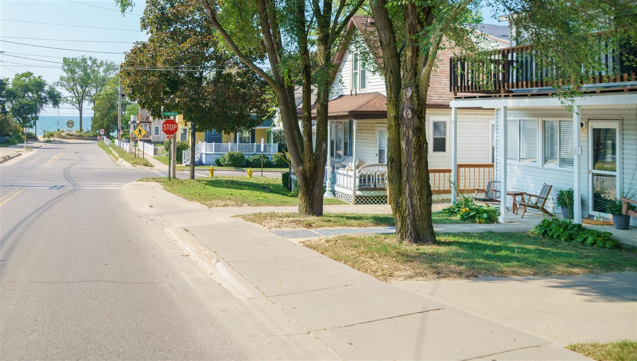 307 Park Street Saint Joseph Michigan United States, for Sale, residential, Demo Agent, InCom Real Estate - New Demo Office