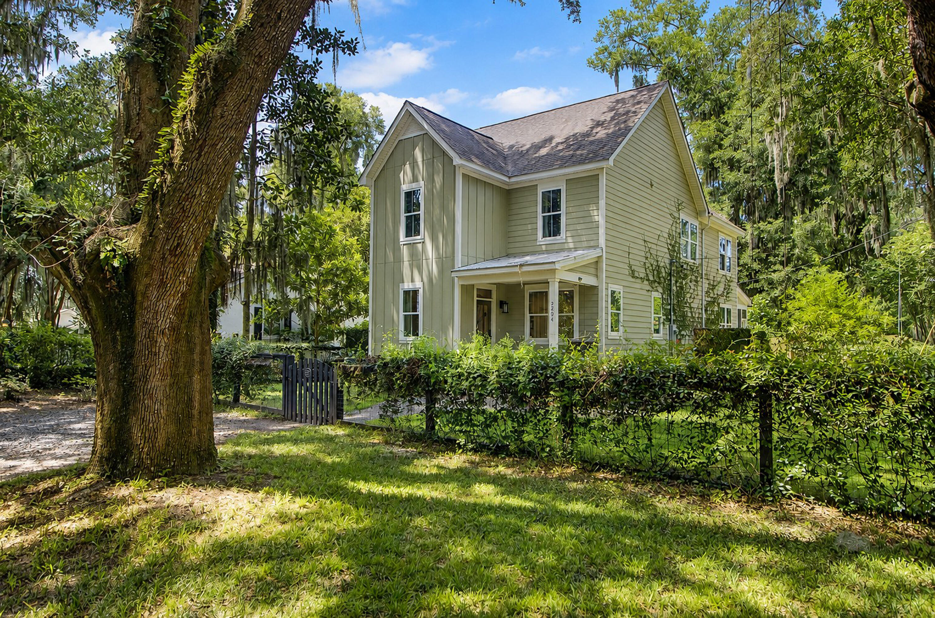 2204 Wappoo Drive Charleston South Carolina United States, for Sale, residential, Bobbie  Rose, Keller Williams Realty Charleston/West Ashley