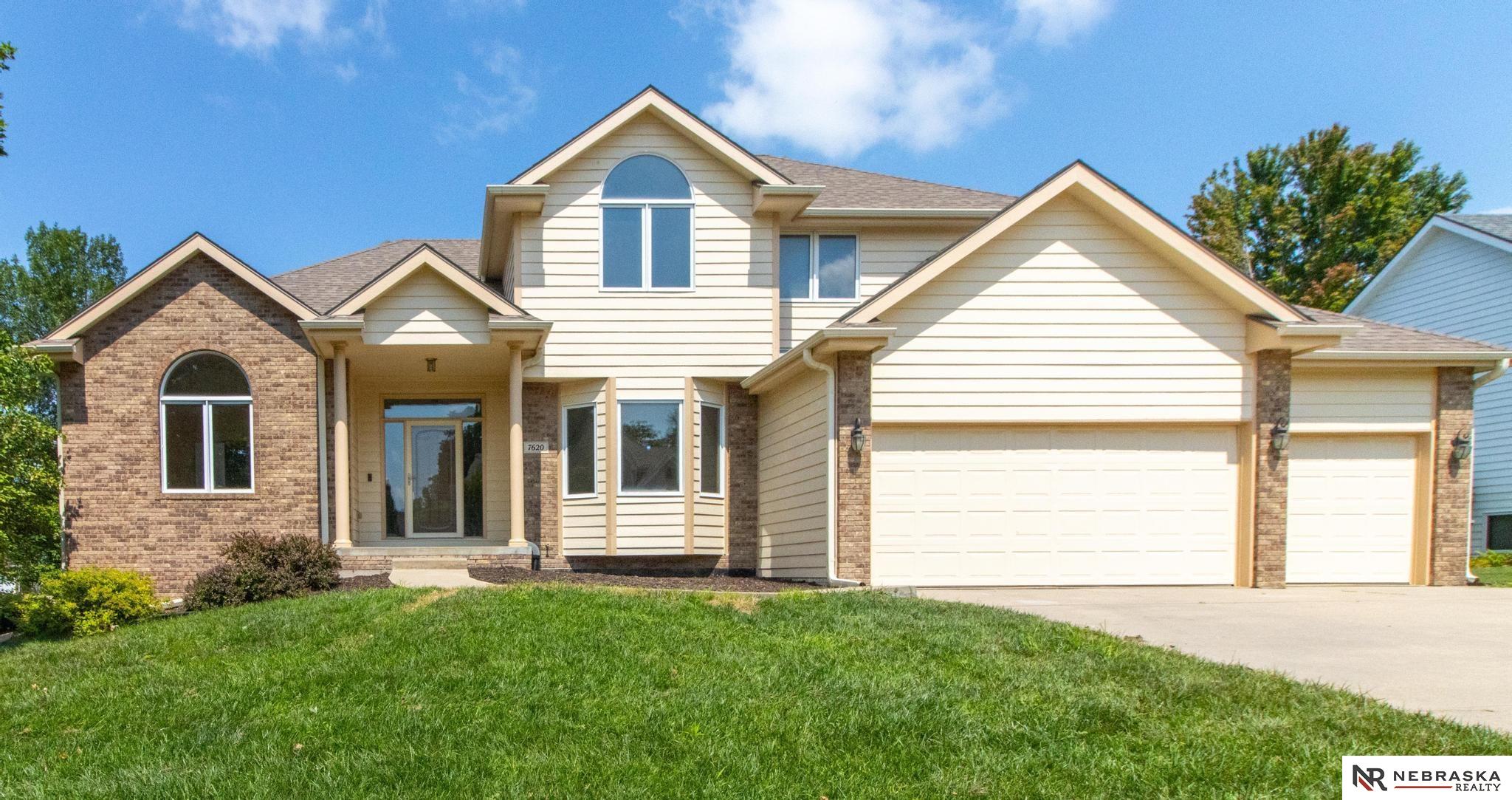7620 Kennelley Drive Lincoln Nebraska United States, for Sale, residential,  , Wolf Professional Realty PC
