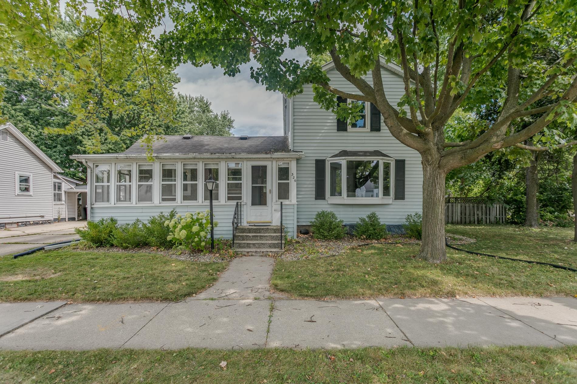 326 S SUMMIT Street Appleton Wisconsin United States, for Sale, residential,  , Fireside Realty LLC