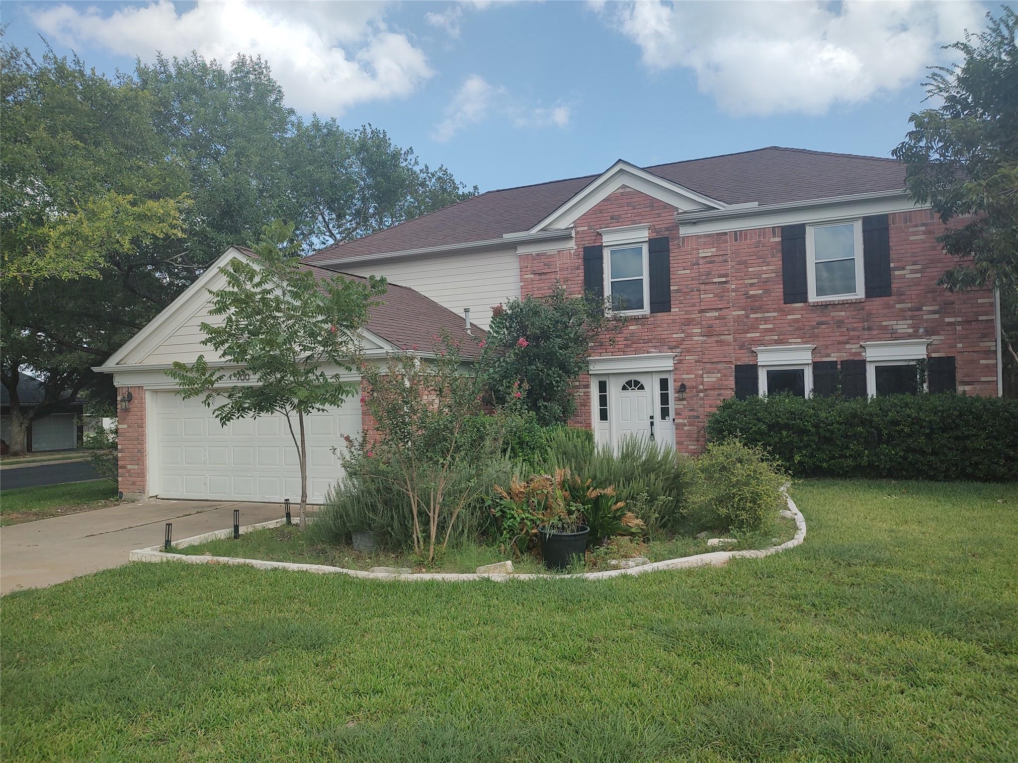 900 OAKCREST CIR Cedar Park Texas United States, for Sale, residential, Rita Vera, Central Metro Realty LLC