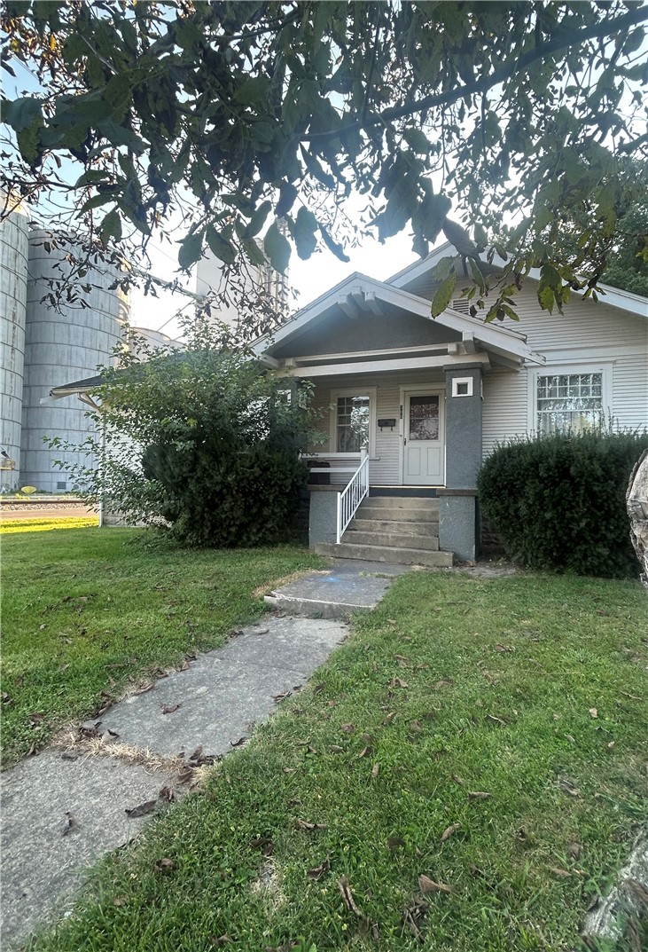 300 Liberty Avenue Newton Illinois United States, for Sale, residential,  , Personal Service Realty