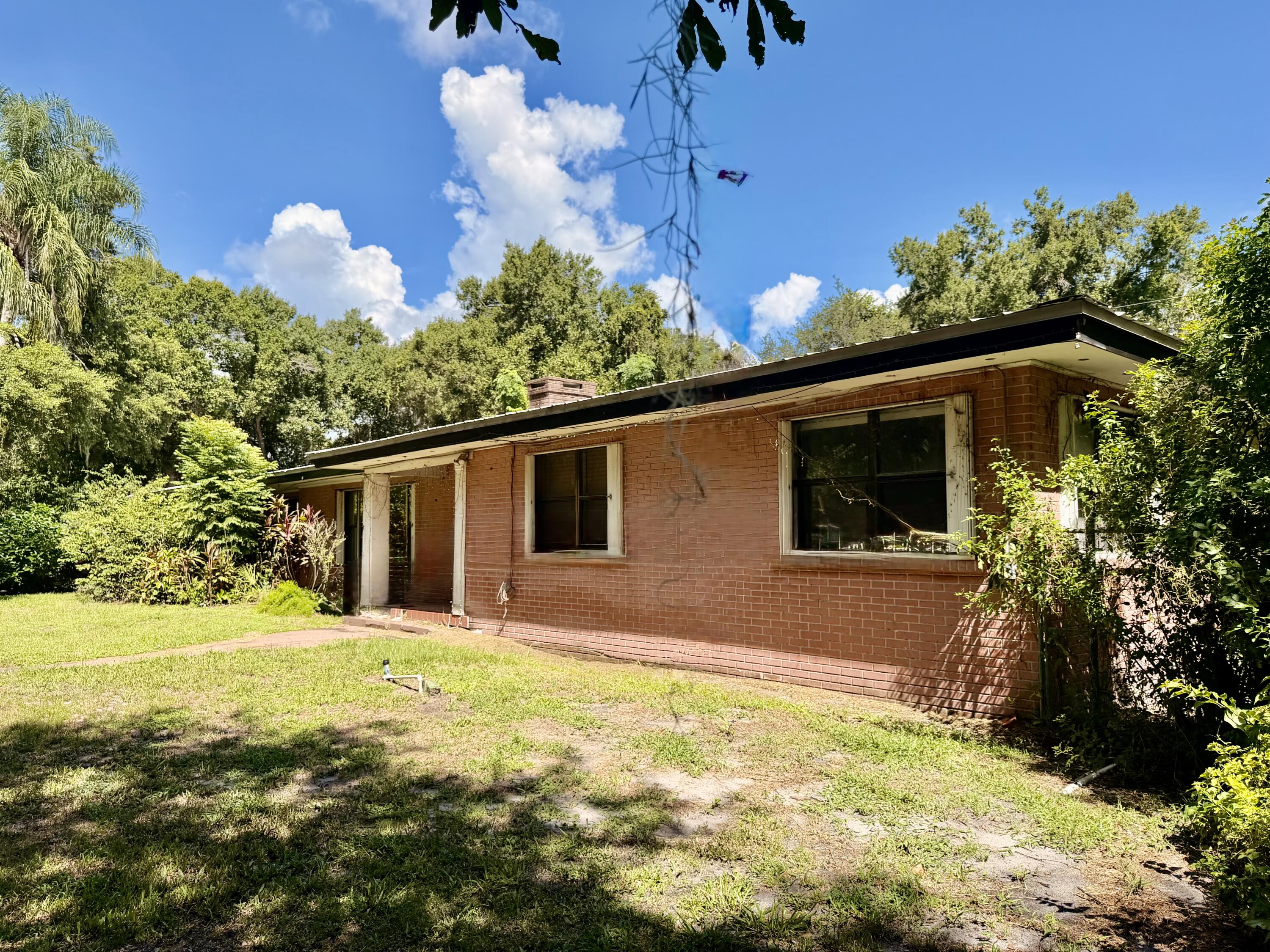 301 SE 5TH Street Okeechobee Florida United States, for Sale, residential,  , Mixon Real Estate Group, LLC