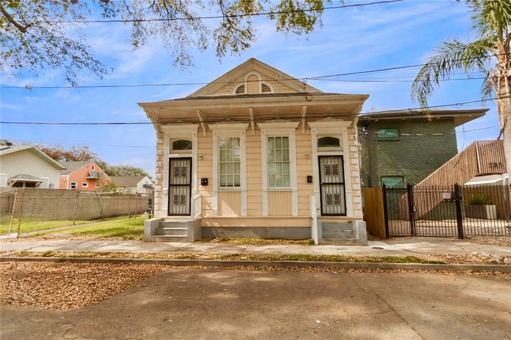 2117 19 DANNEEL Street New Orleans Louisiana United States, for Sale, residential,  , 1st BMG REALTY