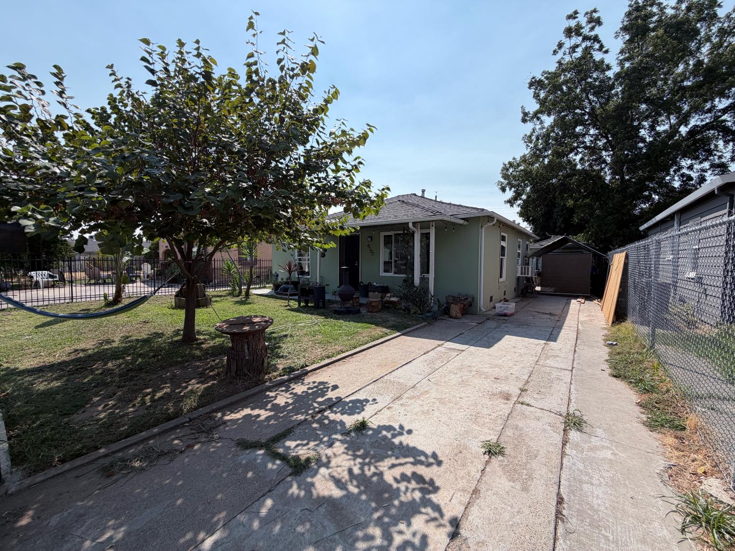 4122 Howard Avenue Sacramento California United States, for Sale, residential,  , SacHomes Realty Group
