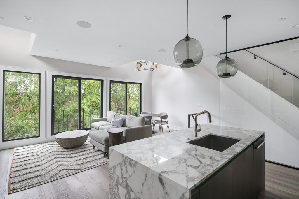 320 Shawmut Ave  UNIT 4 Boston Massachusetts United States, for Sale, residential,  , The Edwards Realty Team - Barrett Sotheby's International Realty