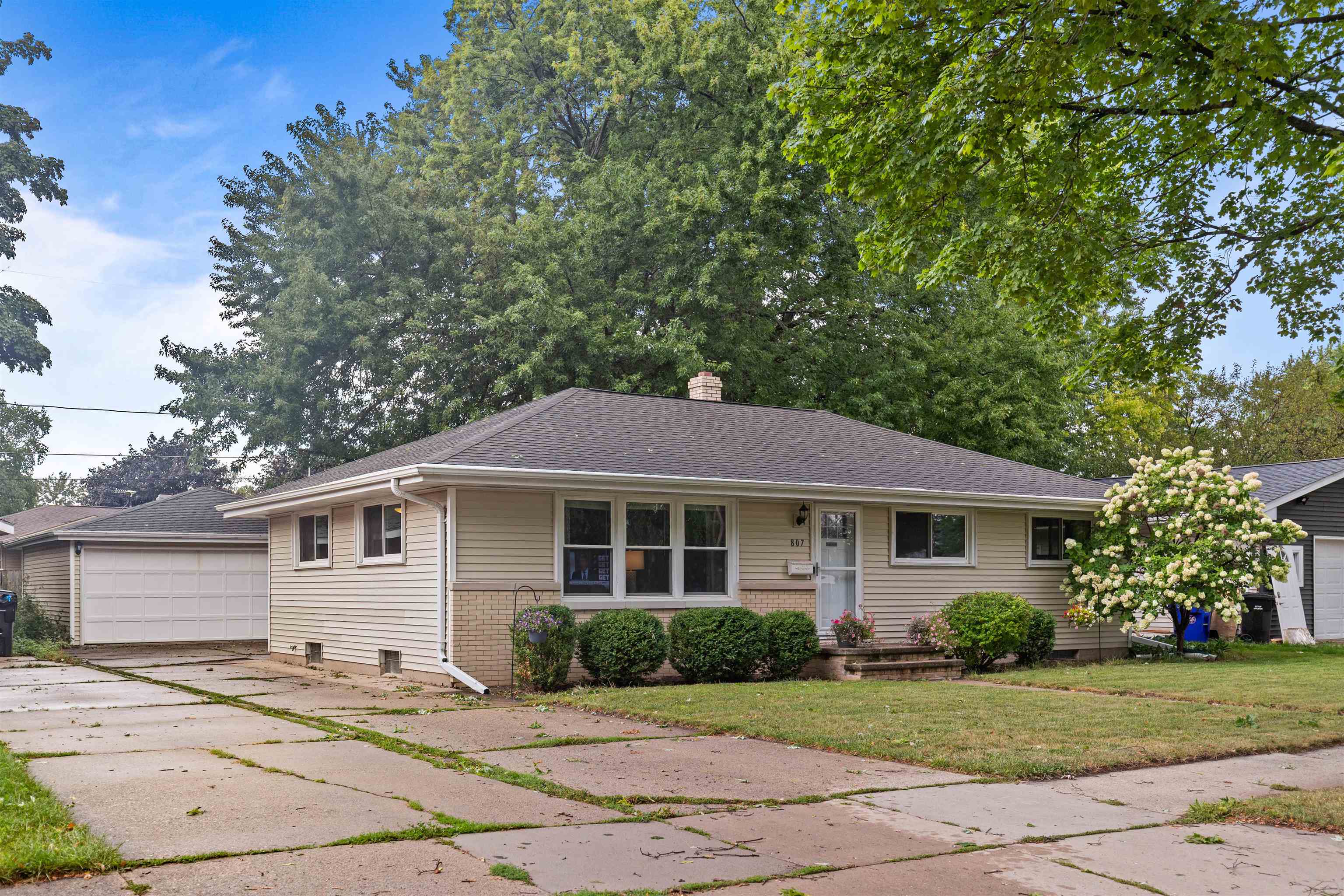 807 S CHRISTINE Street Appleton Wisconsin United States, for Sale, residential,  , Fireside Realty LLC