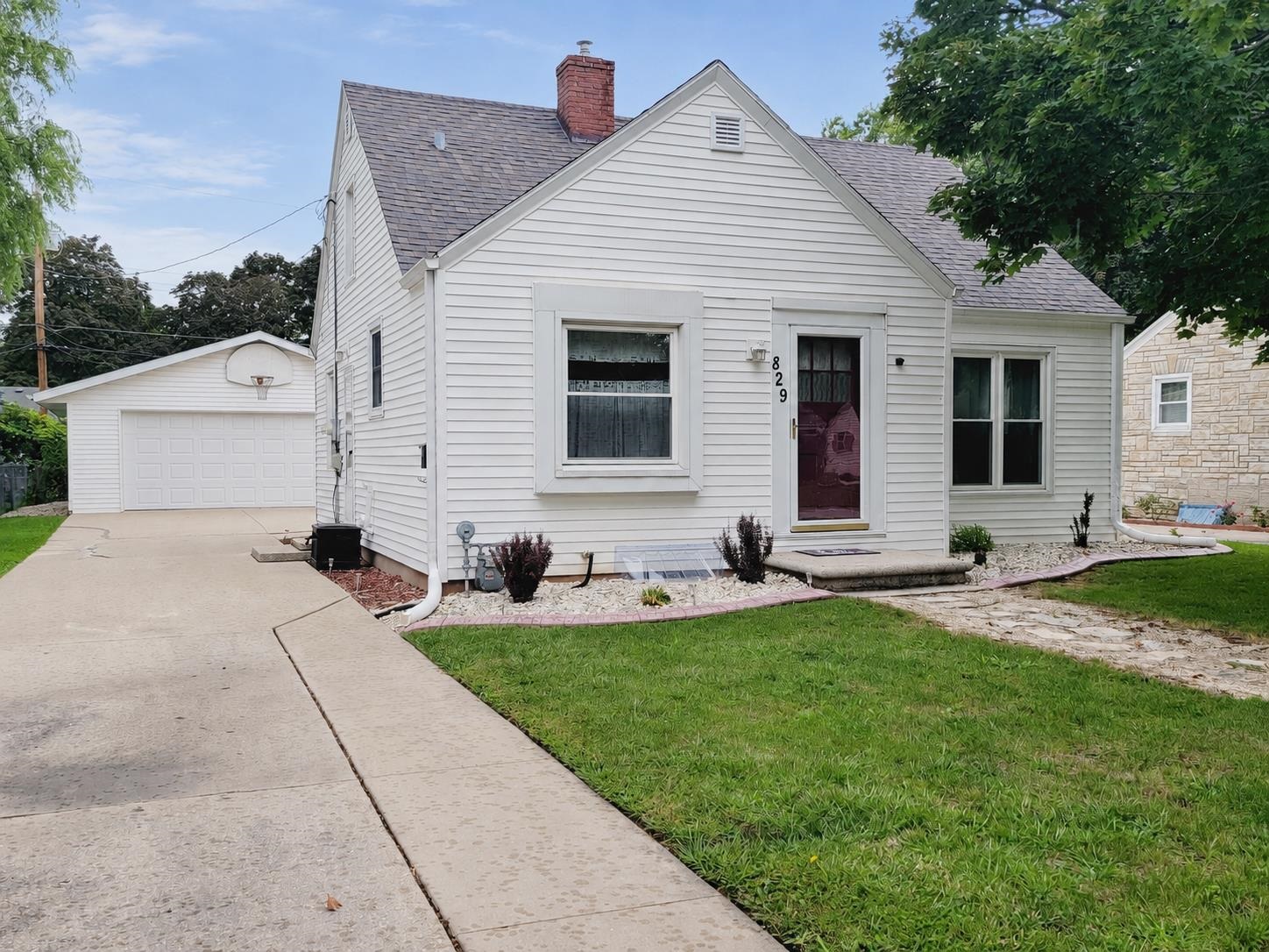 829 N BUCHANAN Street Green Bay Wisconsin United States, for Sale, residential,  , Fireside Realty LLC