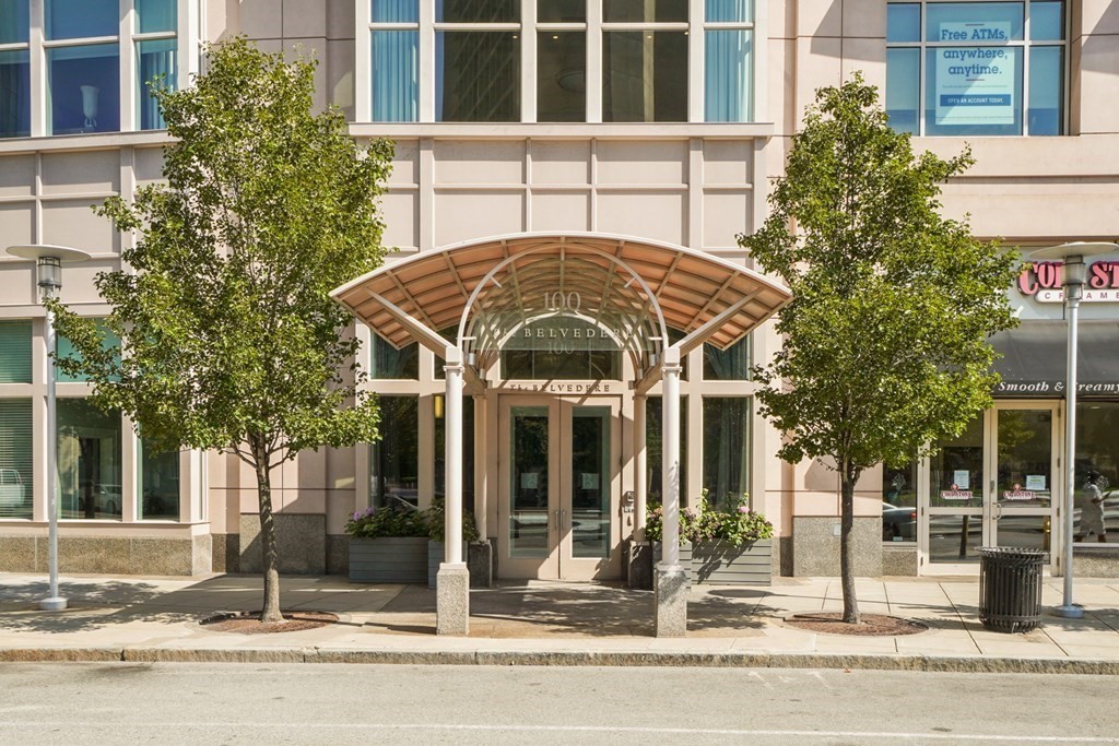 100 Belvidere St  UNIT 4C Boston Massachusetts United States, for Sale, residential, Darcy Bento, South Boston  Realtor Bento Real Estate Group, Bento Real Estate Group, Inc.