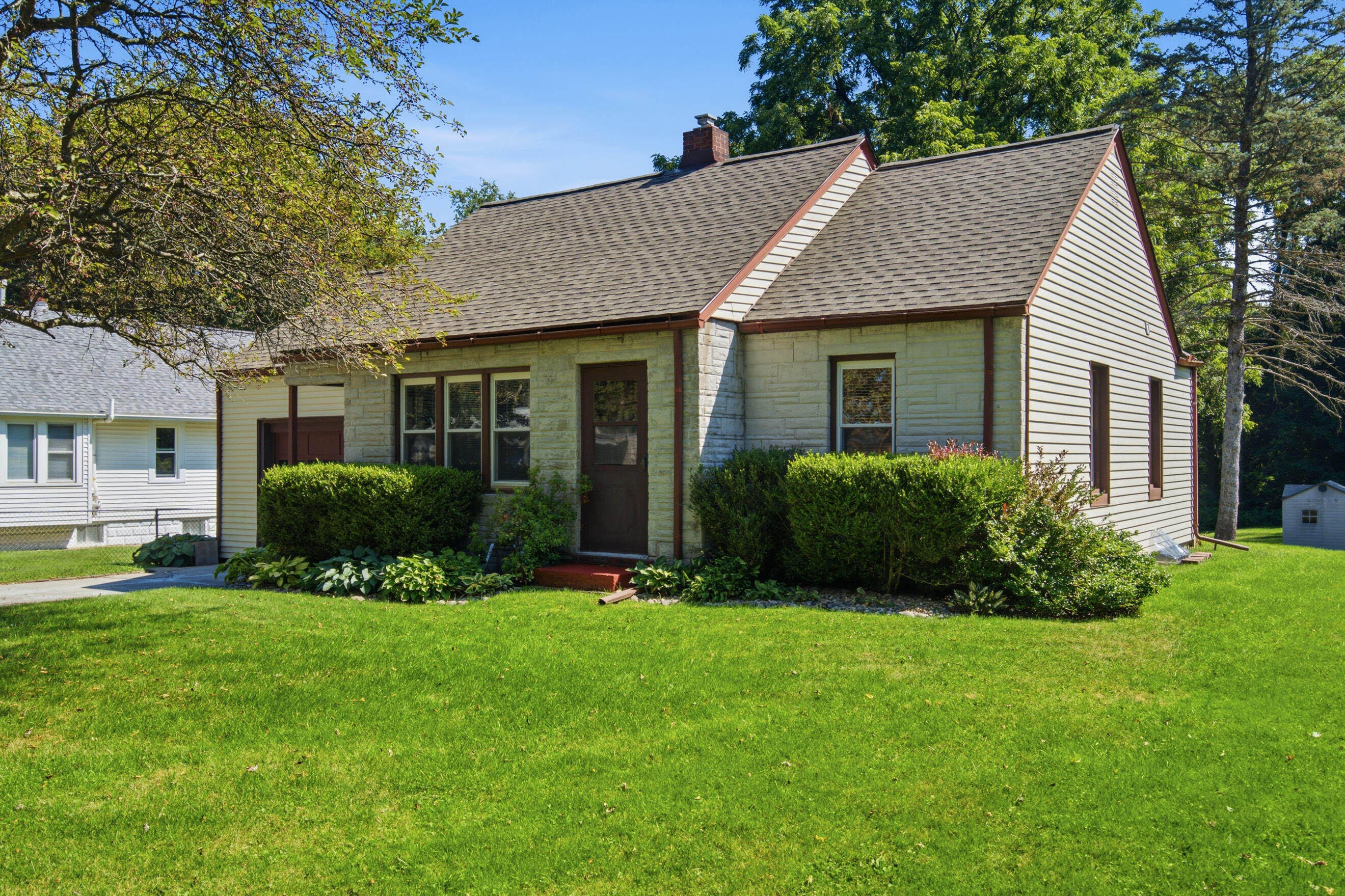 1130 N Fletcher Avenue Kalamazoo Michigan United States, Sale Pending, residential,  , Evenboer-Walton Realtors