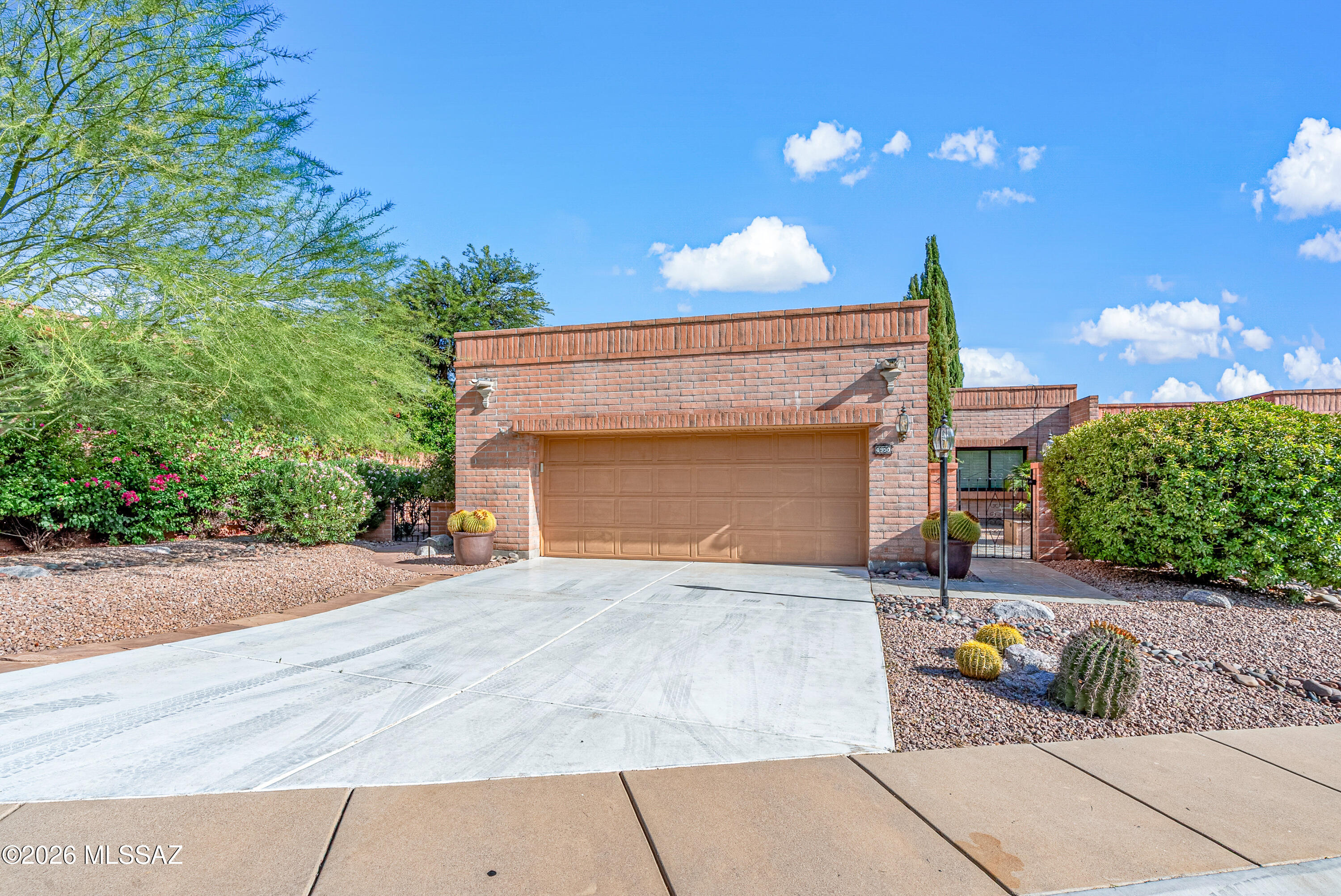 4950 N Via Gelsomino Tucson Arizona United States, for Sale, residential, Aaron Lieberman, TIERRA ANTIGUA REALTY
