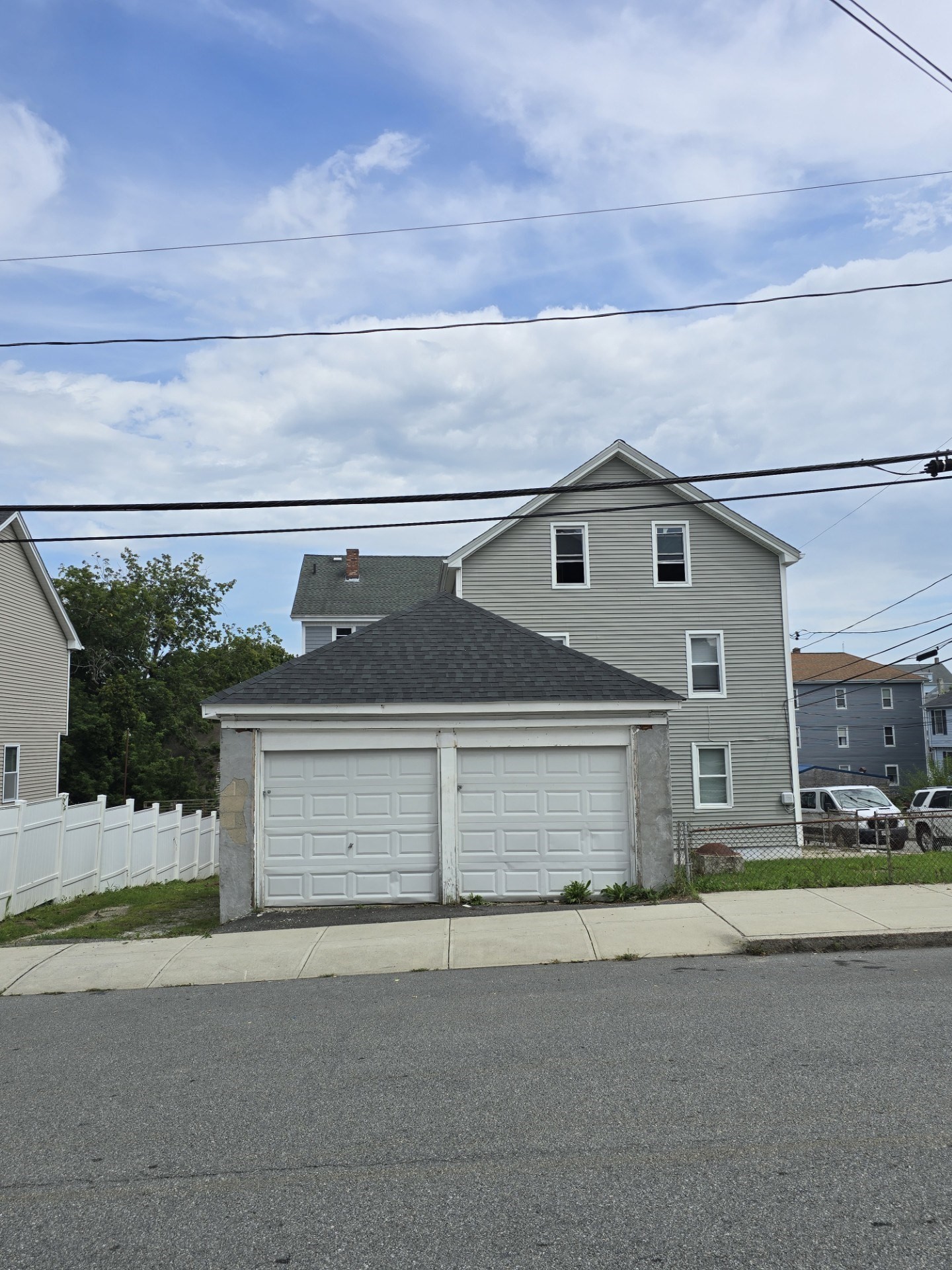 292 Tecumseh St Fall River Massachusetts United States, Sale Pending, residential, , CITIPOINT REALTY SERVICES, LLC