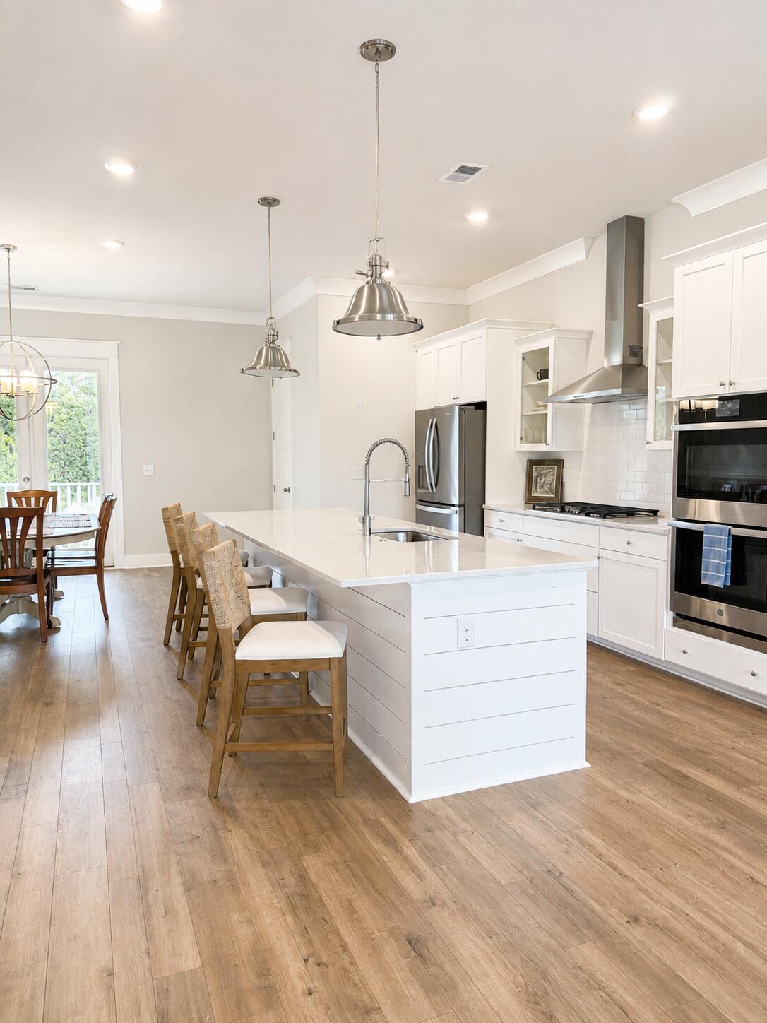 814 Kings Oak Court APT Unit 2 Charleston South Carolina United States, Sale Pending, residential, Bobbie  Rose, Keller Williams Realty Charleston/West Ashley