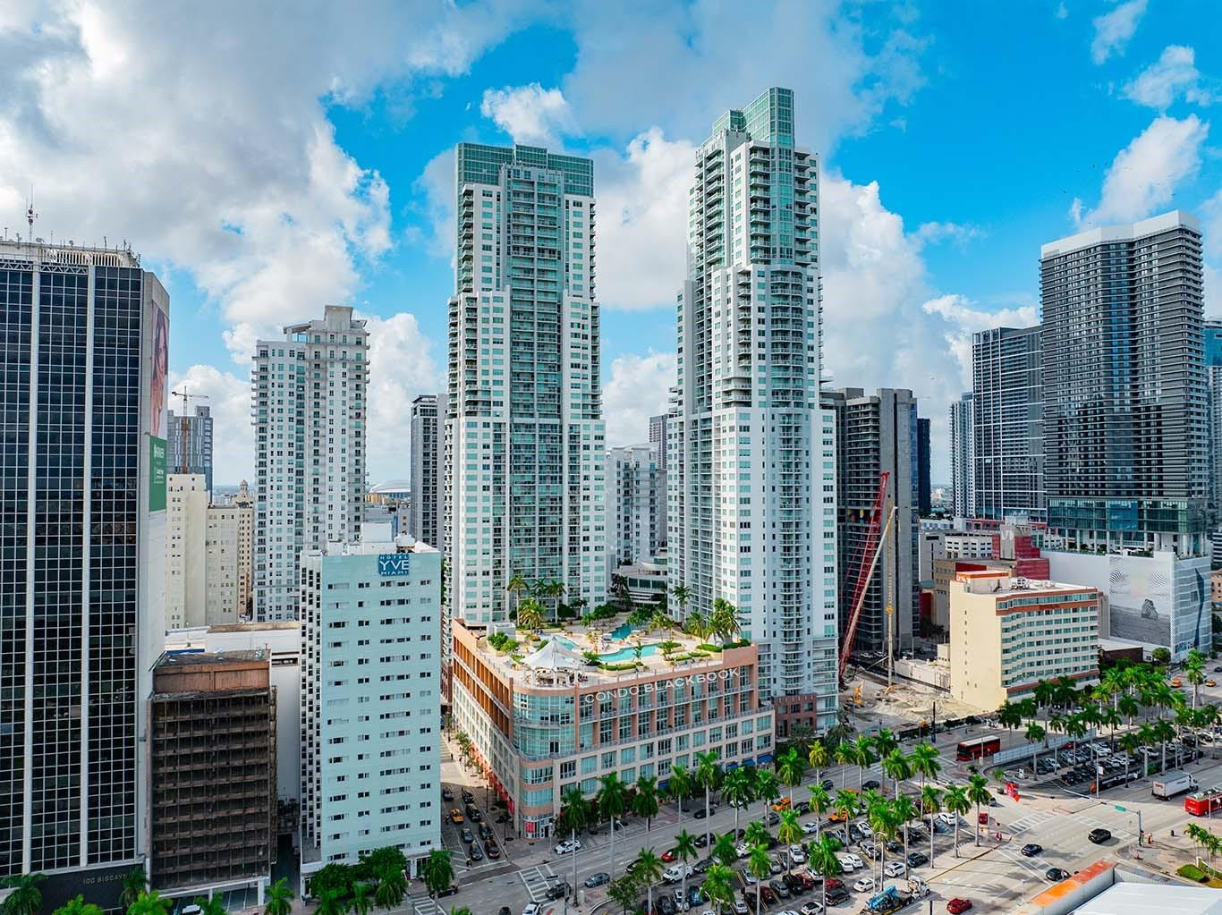 253 NE 2nd Street APT 3208 Miami Florida United States, for Sale, residential, Henry Smith, Incom Sample Office