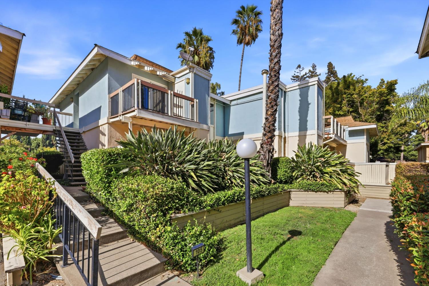 6241 Riverside Boulevard APT 205 Sacramento California United States, for Sale, residential, Yogi & Yoli Palenko, CORE Real Estate Brokerage