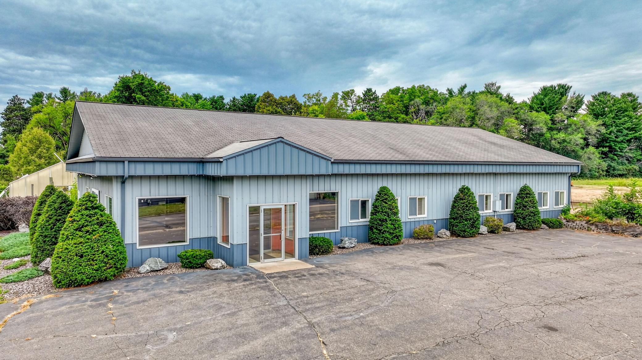 1210 Mansfield Street Chippewa Falls Wisconsin United States, for Sale, commercial, Demo Agent, InCom Real Estate - New Demo Office