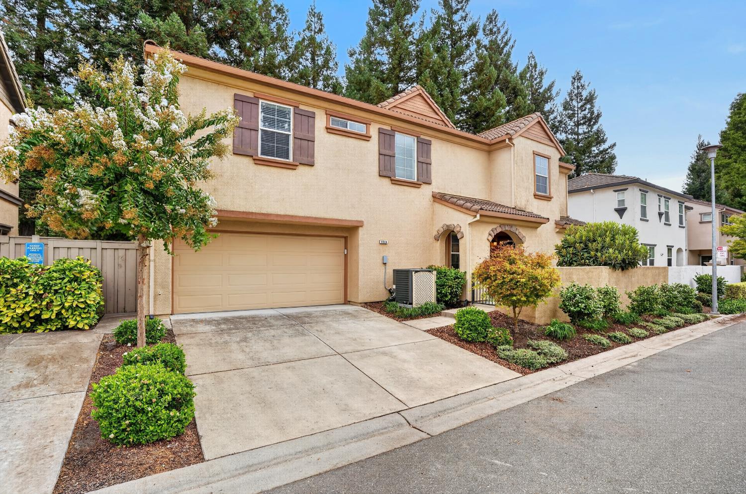8004 Linda Isle Lane Sacramento California United States, for Sale, residential, Yogi & Yoli Palenko, CORE Real Estate Brokerage