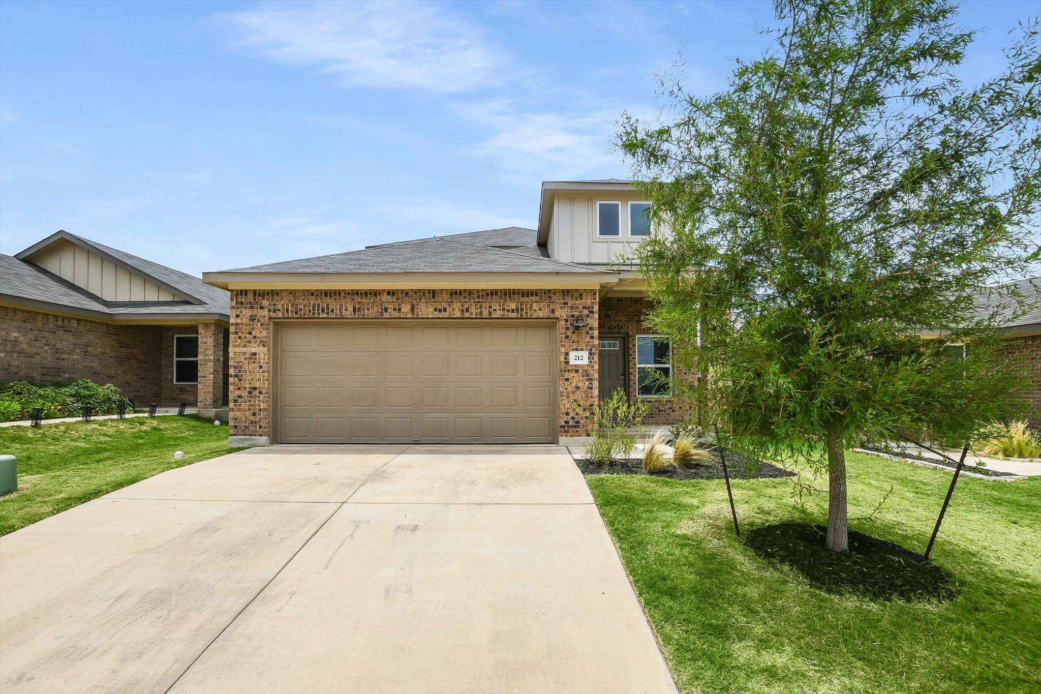 212 Prairie Song LN Liberty Hill Texas United States, for Sale, residential, Demo Agent, InCom Real Estate - New Demo Office