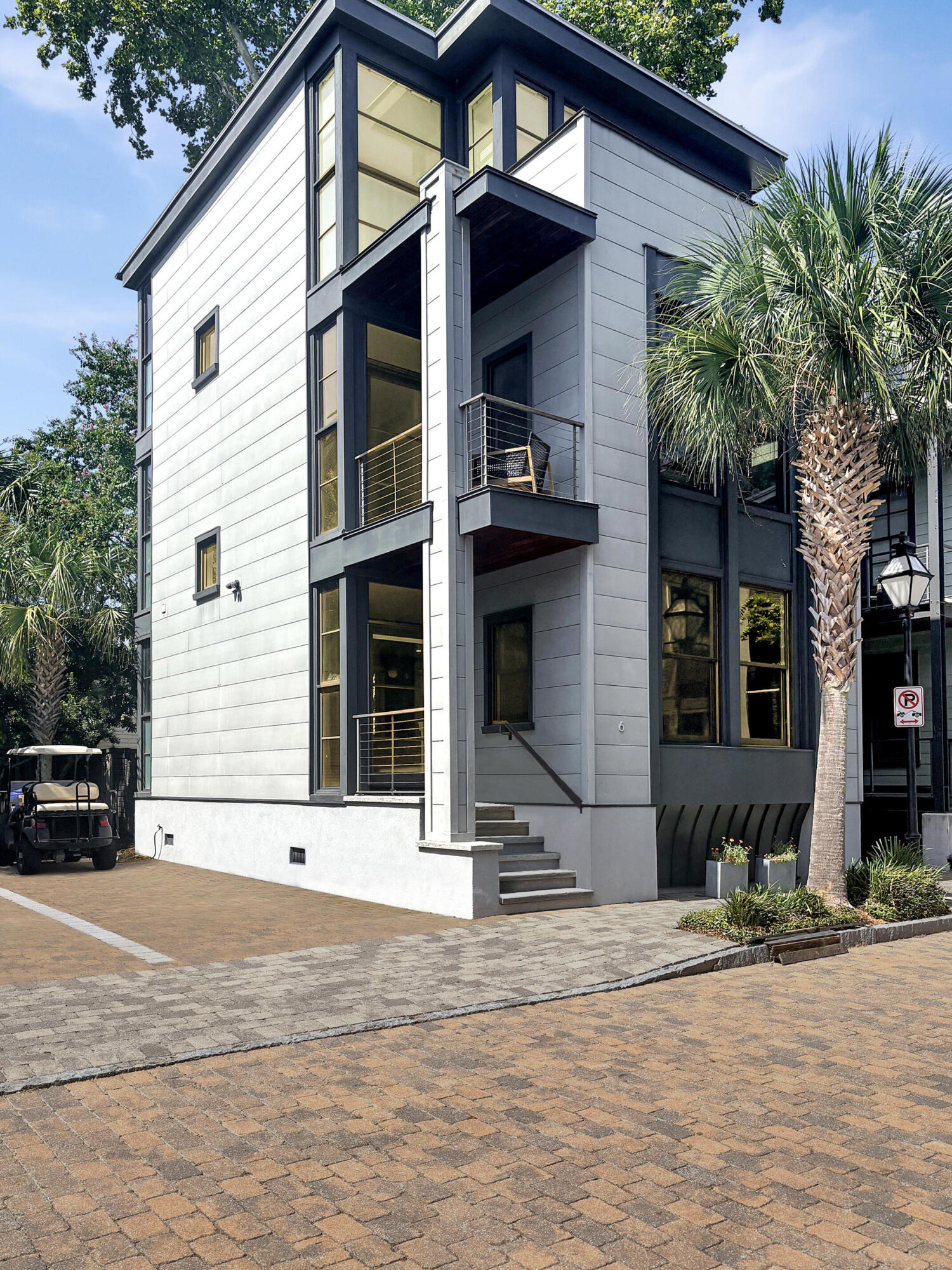 6 Brewster Court Charleston South Carolina United States, for Sale, residential, Bobbie Rose, Keller Williams Realty Charleston/West Ashley