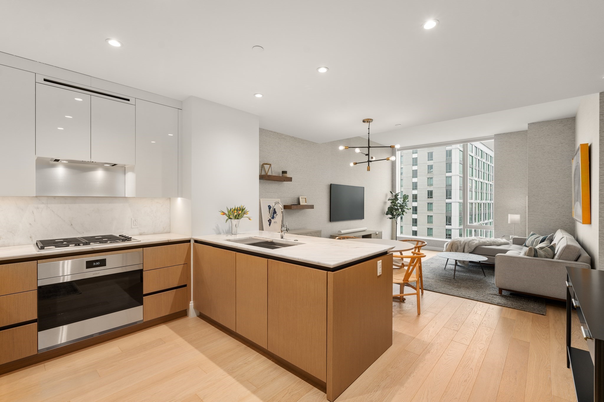 380 Harrison Ave  UNIT Penthouse2M Boston Massachusetts United States, for Sale, residential, Darcy Bento, South Boston  Realtor Bento Real Estate Group, Bento Real Estate Group, Inc.