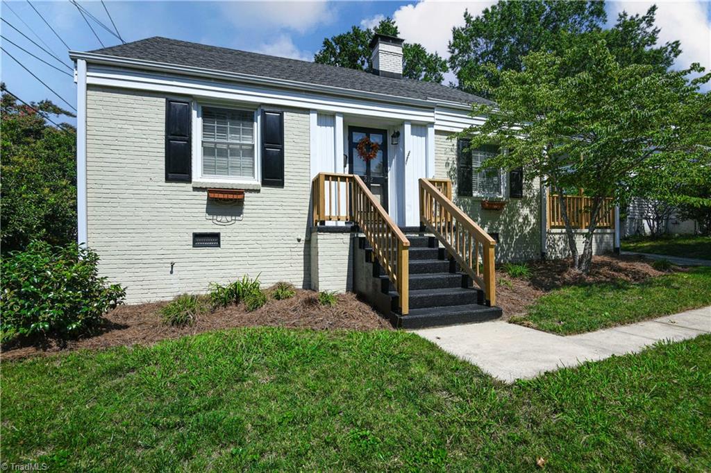 212 W Newlyn Street Greensboro North Carolina United States, Sale Pending, residential,  , The Headley Group Realty