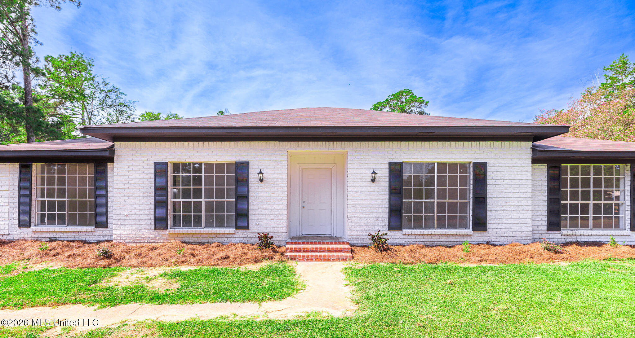 303 Kiowa Drive Madison Mississippi United States, for Sale, residential, Jessica McLaurin, Rezults Realty, LLC