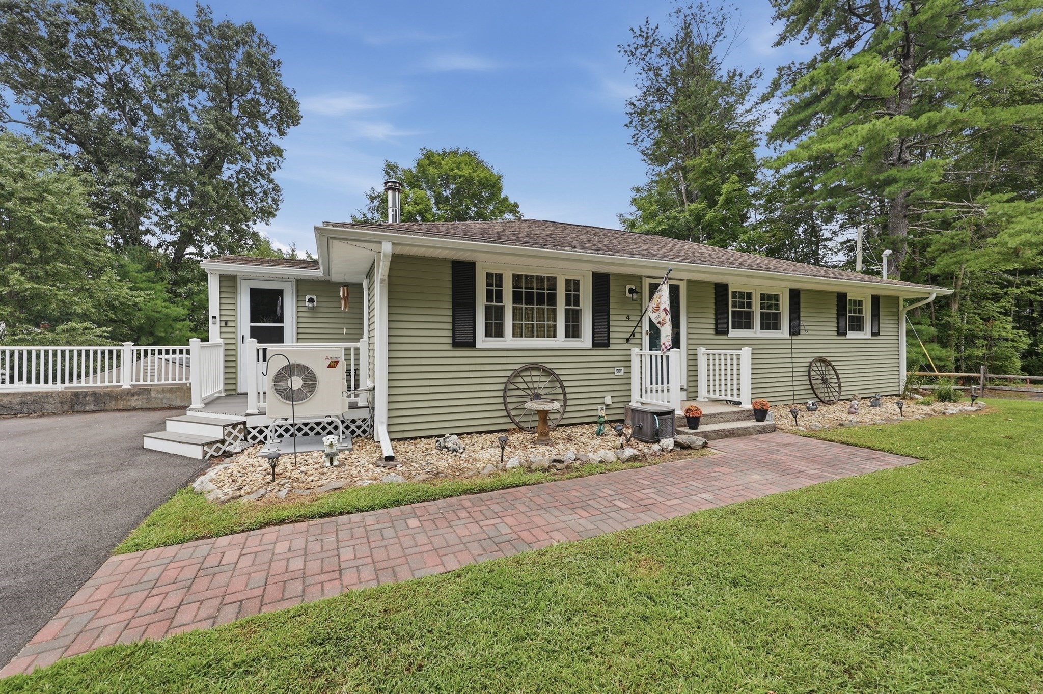 4 Olive Dr Leominster Massachusetts United States, for Sale, residential,  , HouZingo