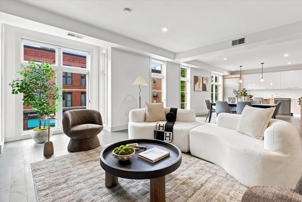 410 W Broadway  UNIT 301 Boston Massachusetts United States, for Sale, residential, Darcy Bento, South Boston  Realtor Bento Real Estate Group, Bento Real Estate Group, Inc.
