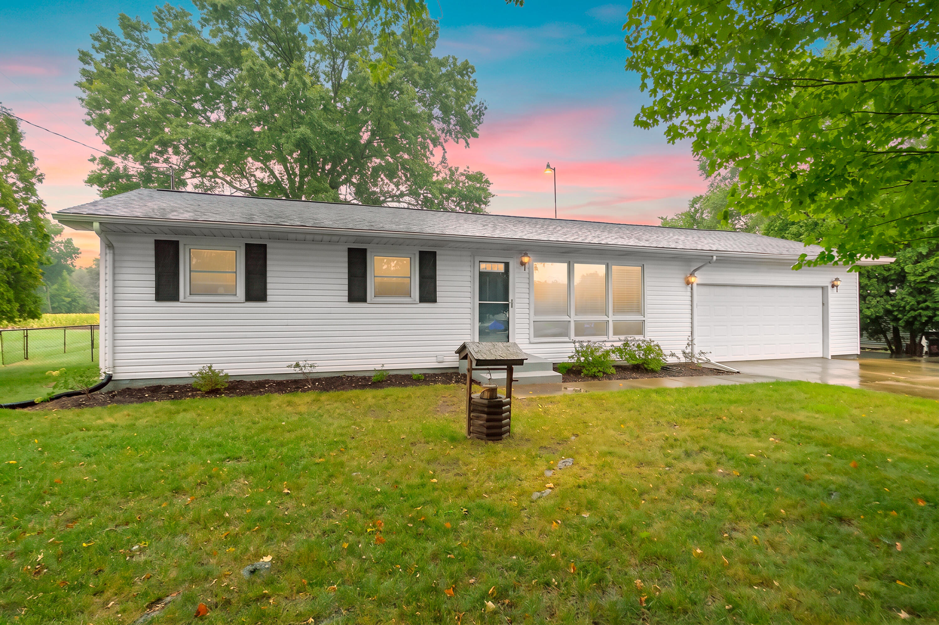 10541 S Sprinkle Road Vicksburg Michigan United States, for Sale, residential,  , Evenboer-Walton Realtors