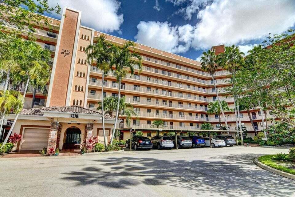 7380 S Oriole Boulevard APT 605 Delray Beach Florida United States, for Rent, residential, Arlene   Toolsie  , Re/Max Direct