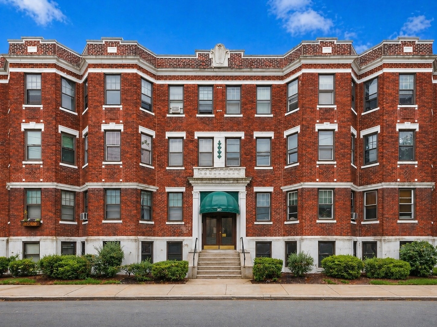 317 Allston Street  UNIT 5 Boston Massachusetts United States, for Sale, residential,  , The Edwards Realty Team - Barrett Sotheby's International Realty