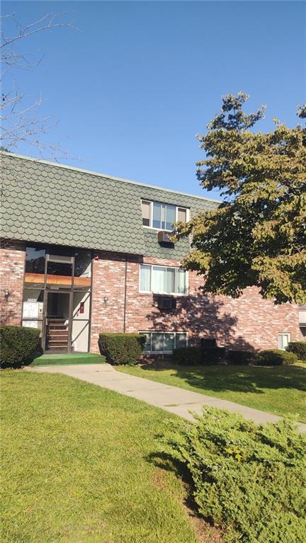 2194 Warwick Avenue APT 3L Warwick Rhode Island United States, for Rent, residential, Michael Pereira, Long Realty Inc.