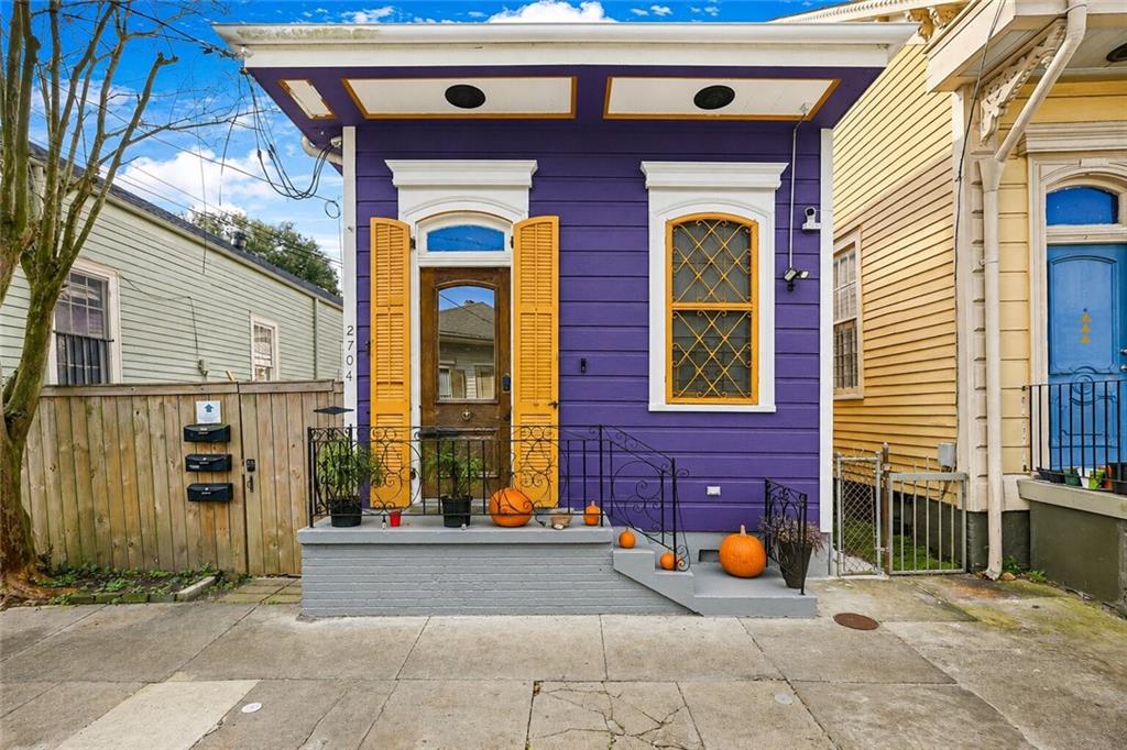 2704 BURGUNDY Street New Orleans Louisiana United States, for Sale, residential,  , 1st BMG REALTY