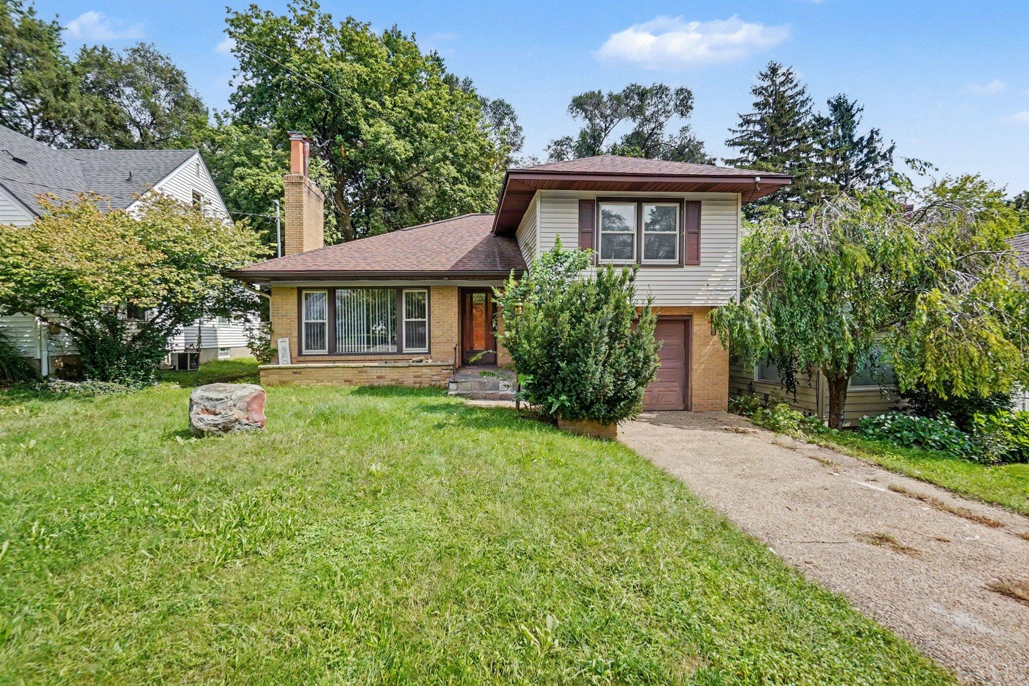 1220 SE Sylvan Avenue Grand Rapids Michigan United States, for Sale, residential,  , RW Daniels Realty