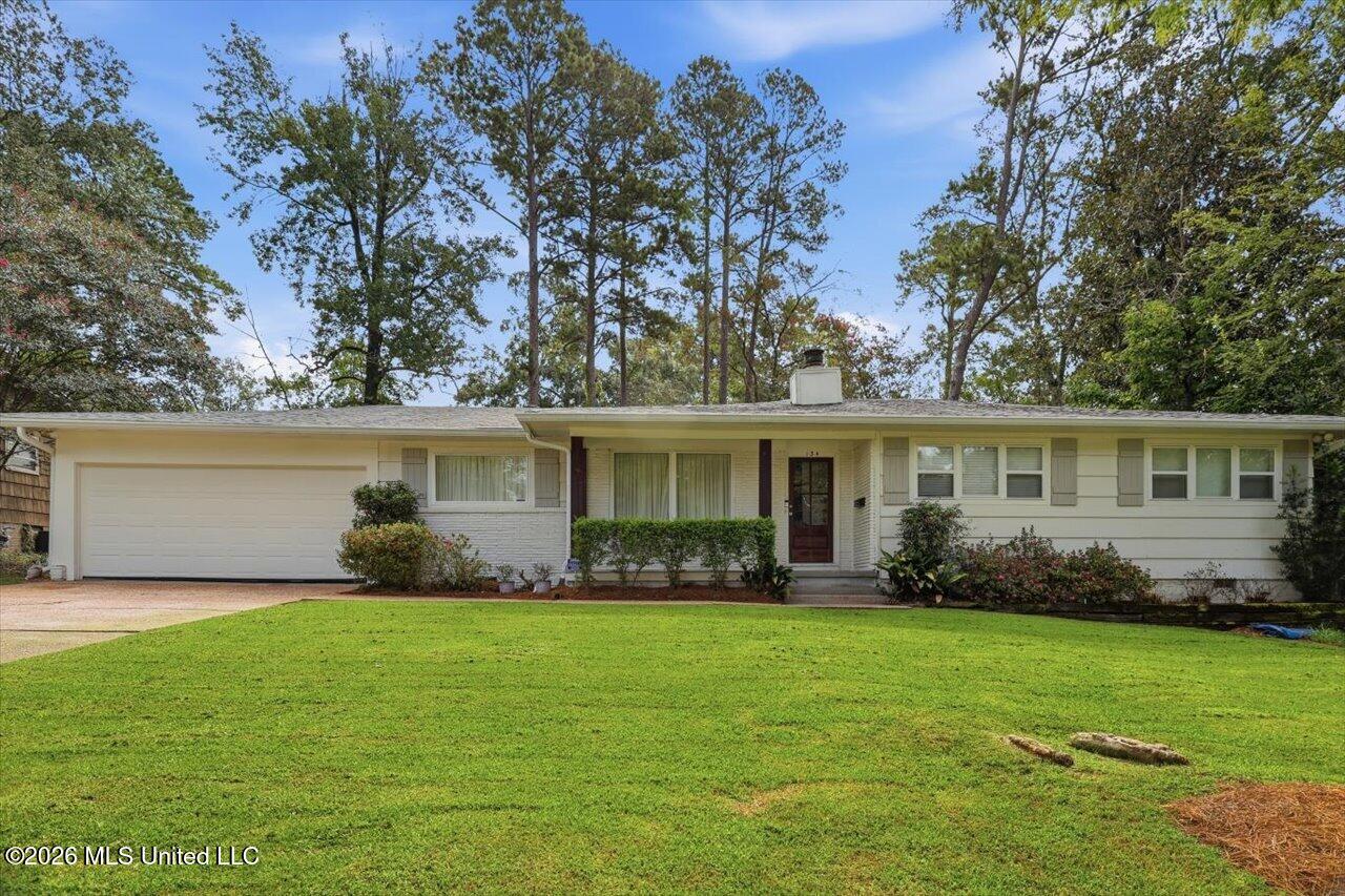 134 Chippewa Circle Jackson Mississippi United States, for Sale, residential, Jessica McLaurin, Rezults Realty, LLC