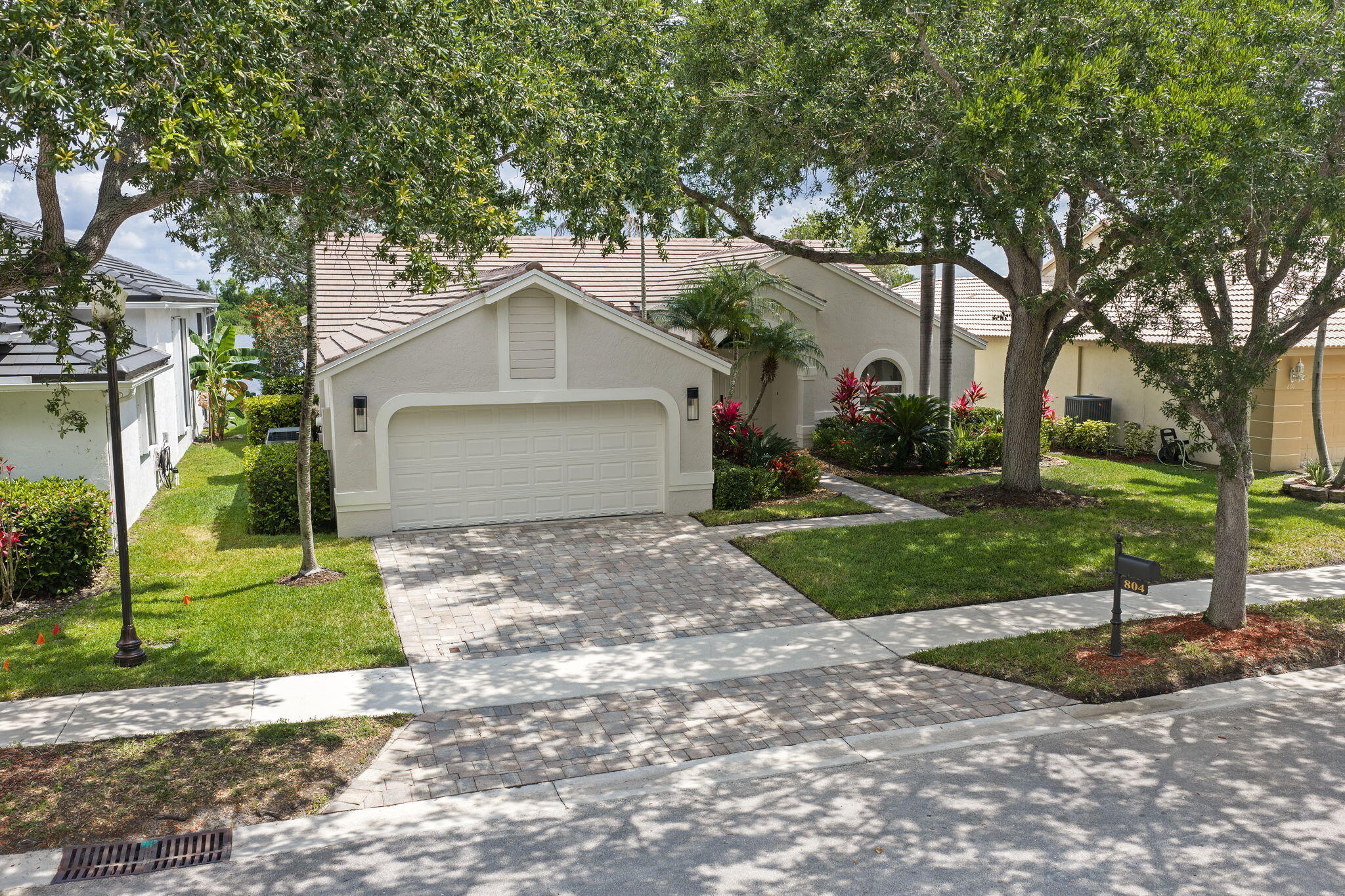 804 Heritage Drive Weston Florida United States, for Sale, residential, Radmila Mandel, Florida Sky Realty Group