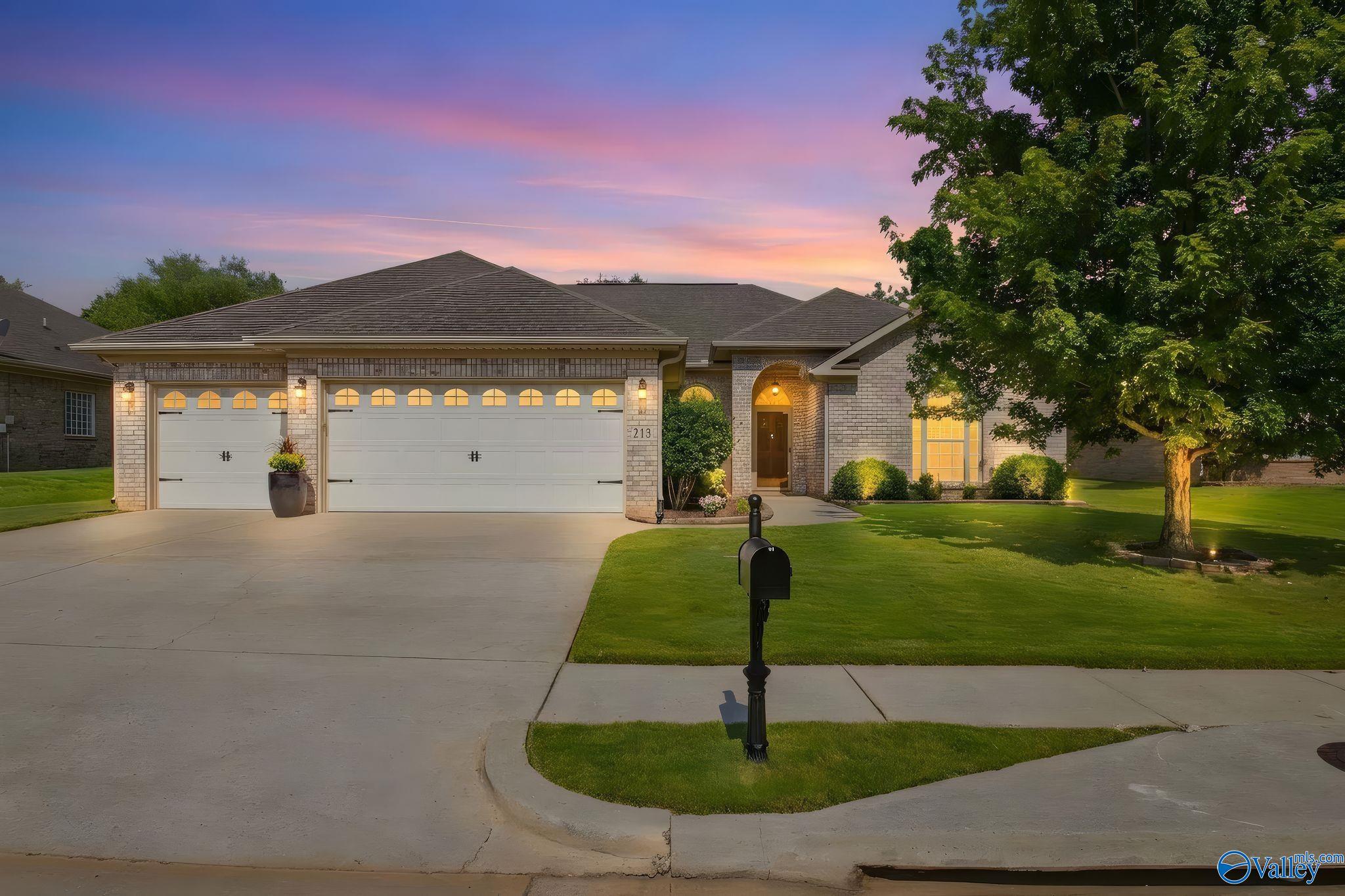 213 North Mossy Creek Circle Madison Alabama United States, for Sale, residential,  , A Better Choice Realty